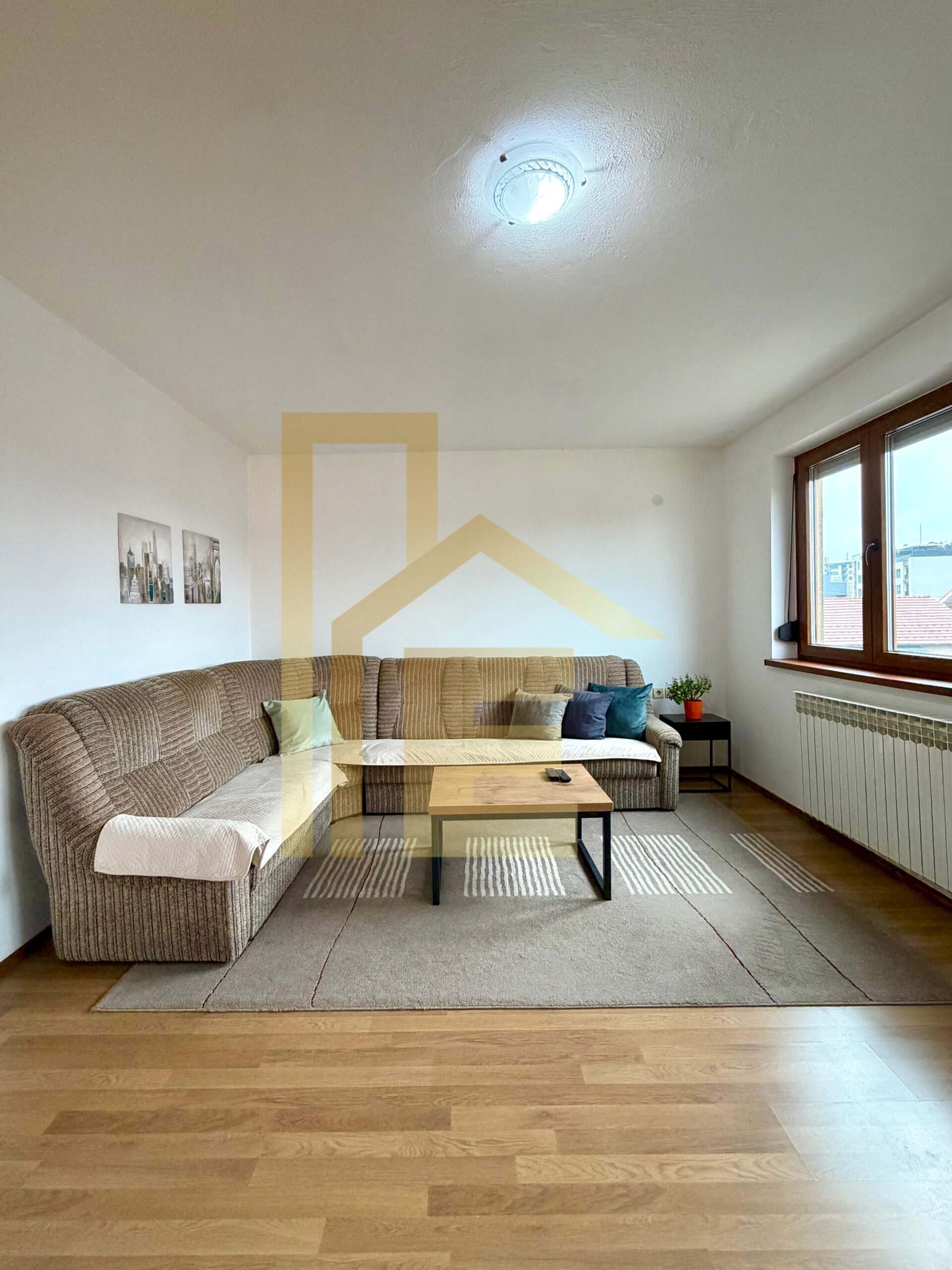 Trosoban stan kod TC Delta, 750 KM SA REŽIJAMA slika 5