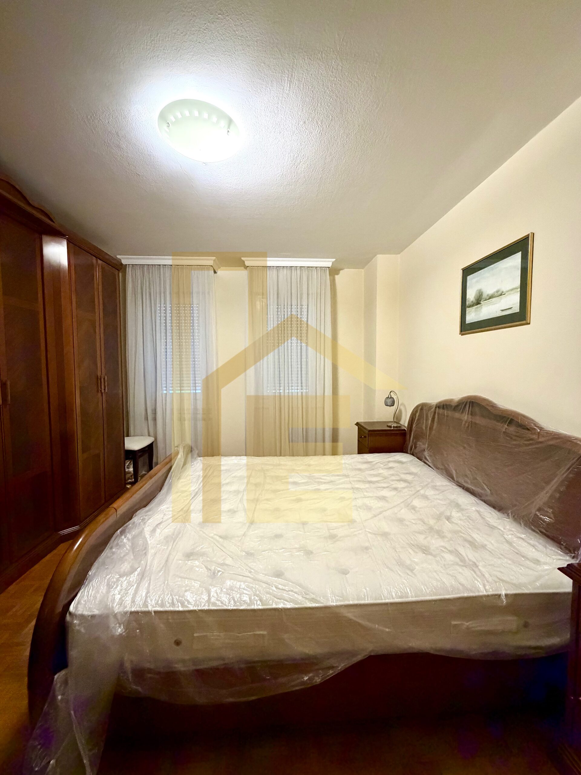 Komforan četverosoban stan, naselje Obilićevo slika 14