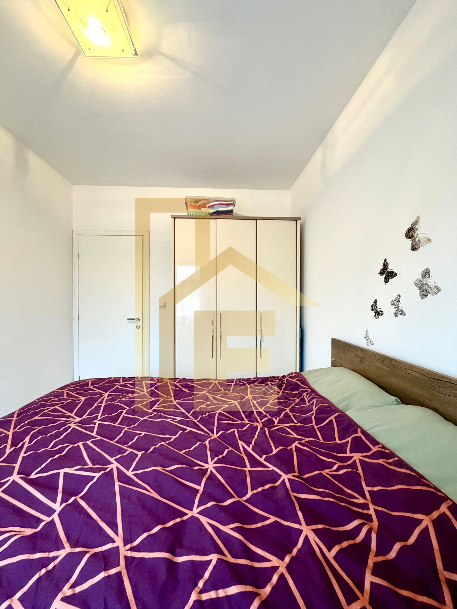 Na prodaju namješten dvosoban stan u srcu grada slika 16