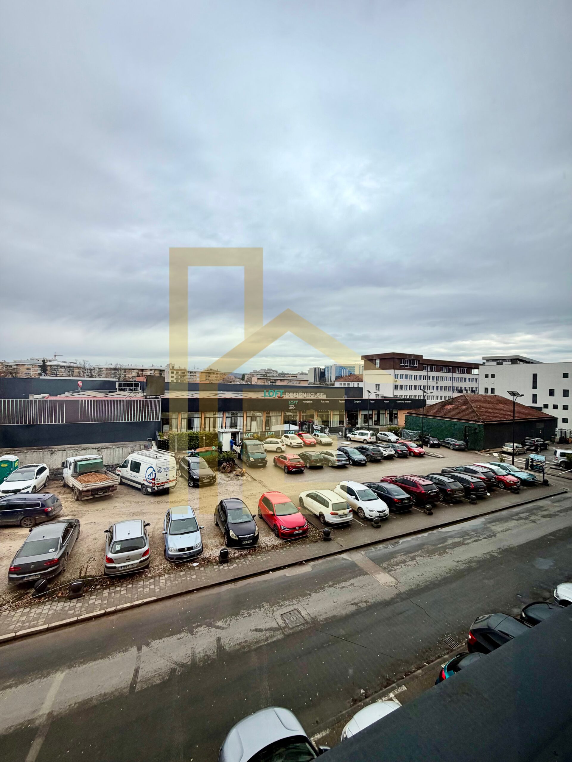 Iznajmljujemo skladišni prostor u Centru grada slika 10