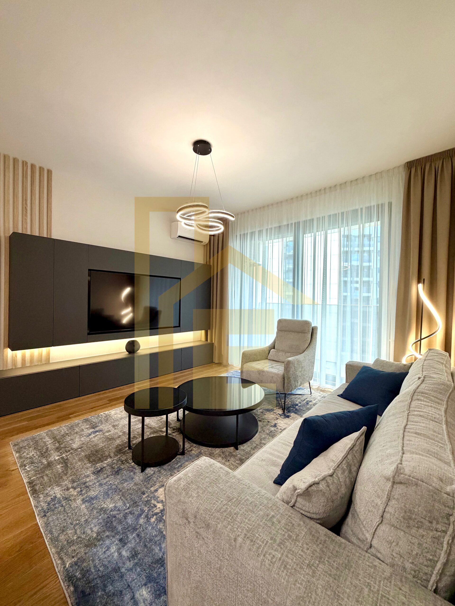 Iznajmljujemo LUX dvosoban stan, naselje Nova Varoš slika 5