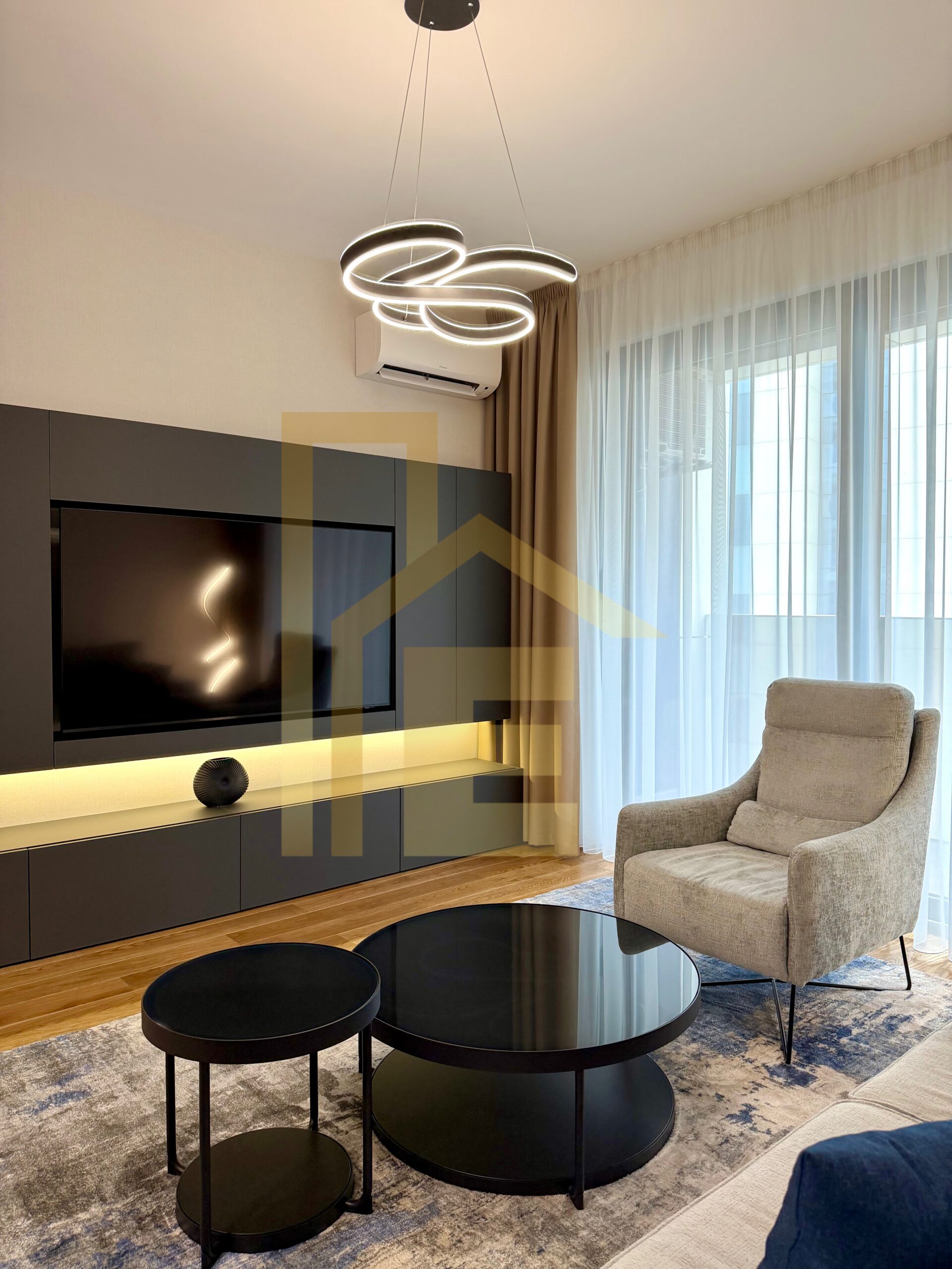 Iznajmljujemo LUX dvosoban stan, naselje Nova Varoš slika 4