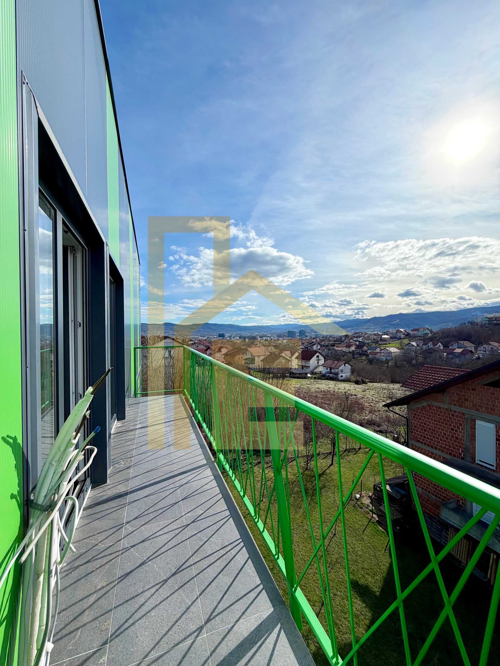 Iznajmljujemo NOV poslovni objekat, naselje Petrićevac slika 24