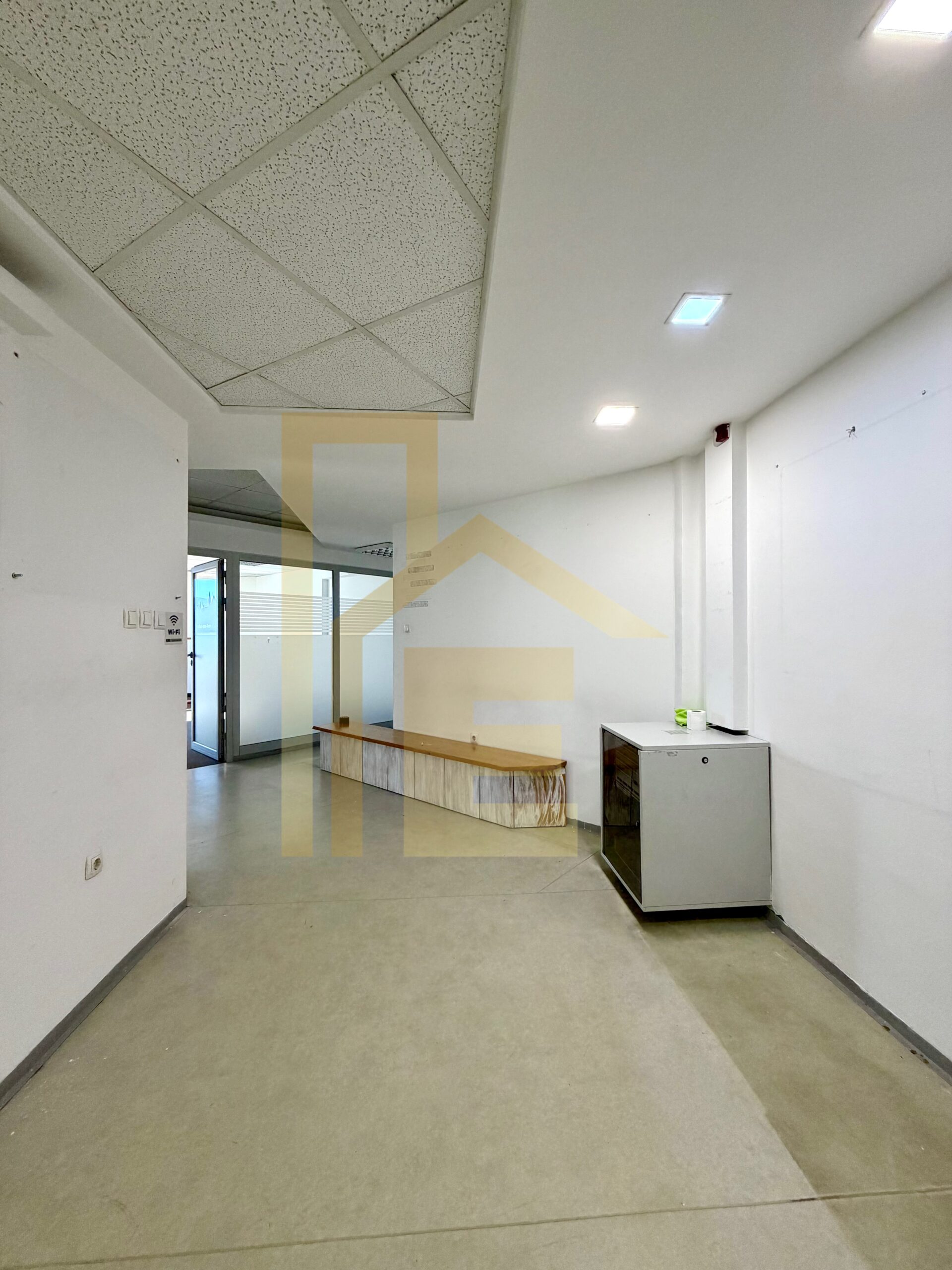 Iznajmljujemo poslovni prostor, naselje Nova Varoš slika 23