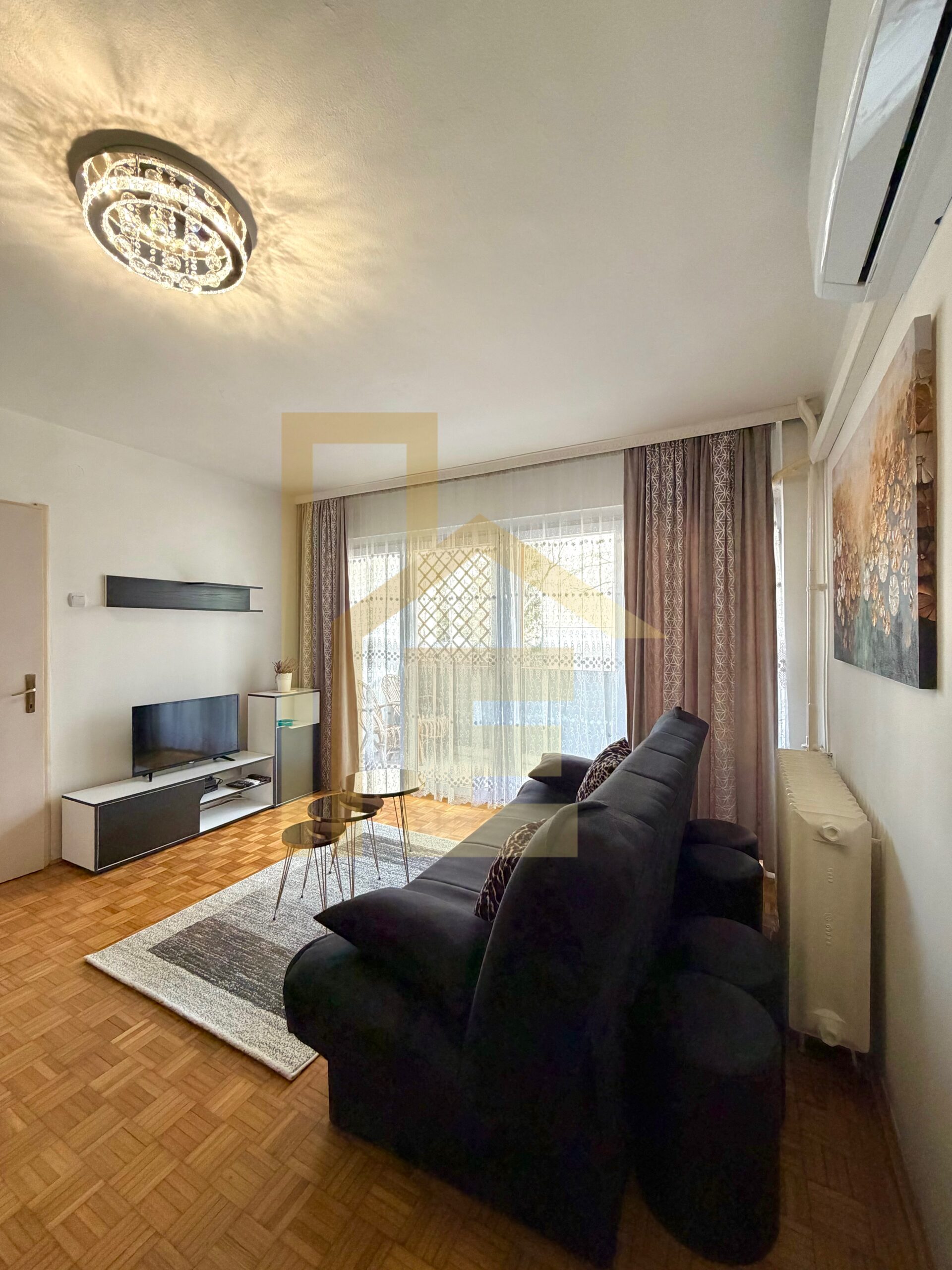 Iznajmljujemo trosoban stan, naselje Obilićevo slika 5