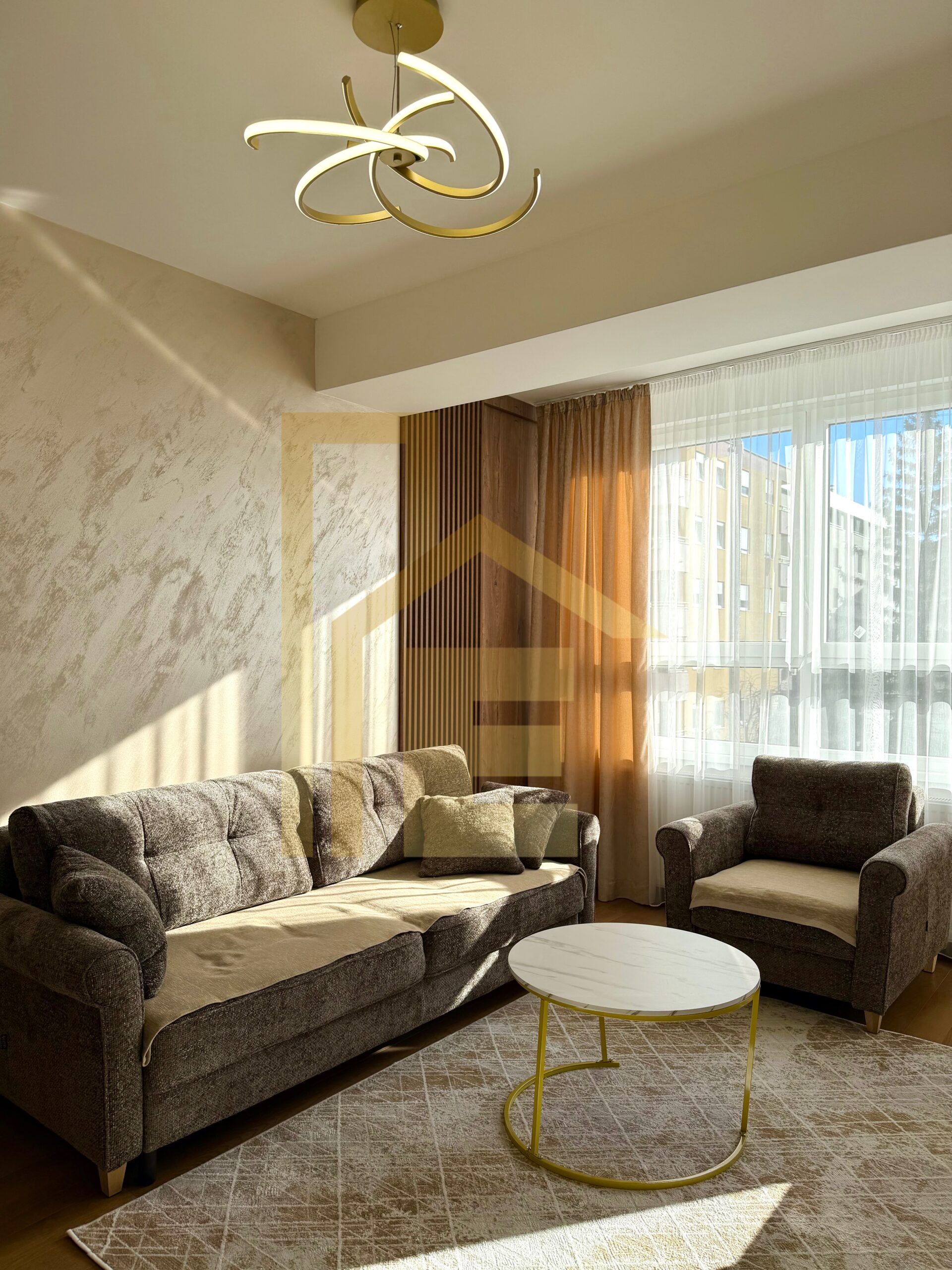 Iznajmljujemo NOV dvosoban stan u Centru grada slika 2