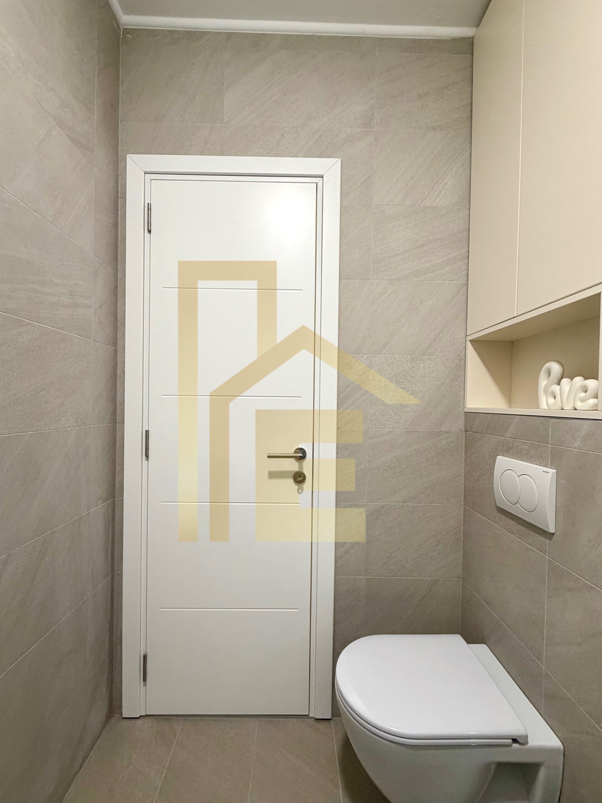 Iznajmljujemo NOV dvosoban stan u Centru grada slika 16