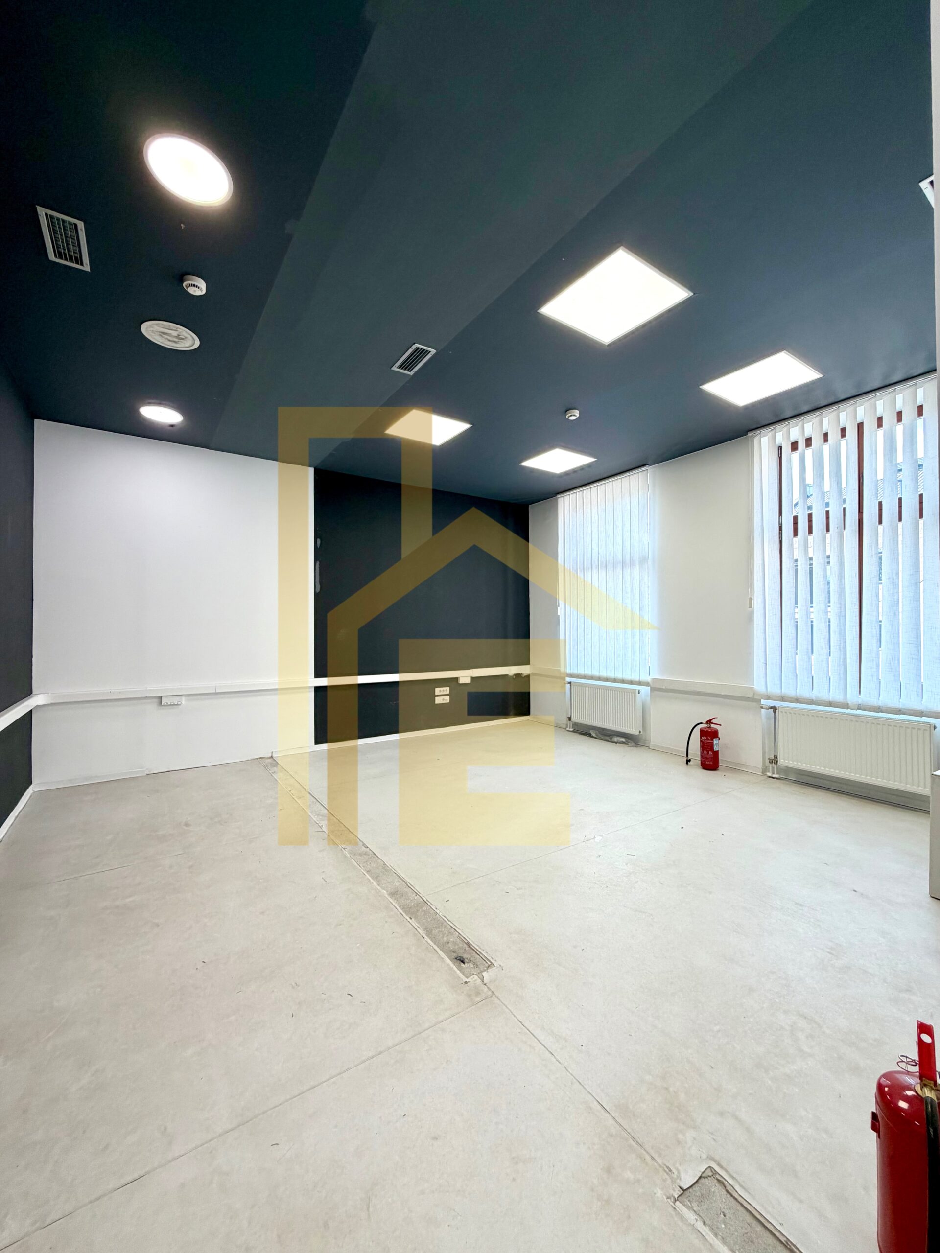 Iznajmljujemo poslovni prostor u reprezentativnom objektu slika 14