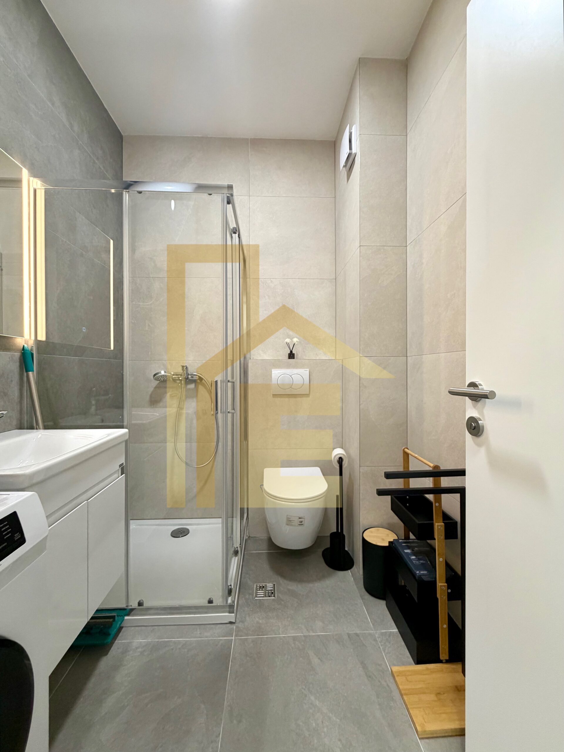 Iznajmljujemo potpuno novu garsonjeru, podnožje Starčevice slika 17