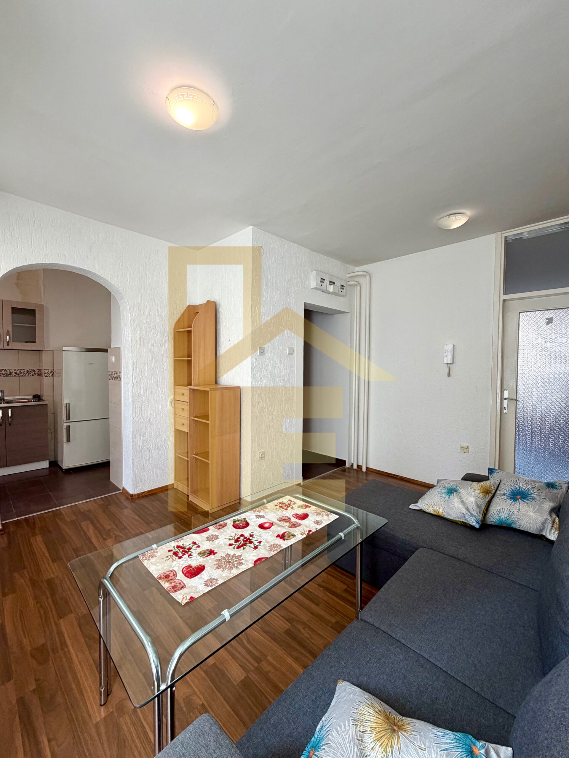 Iznajmljujemo kancelarijski prostor u strogom Centru grada slika 5