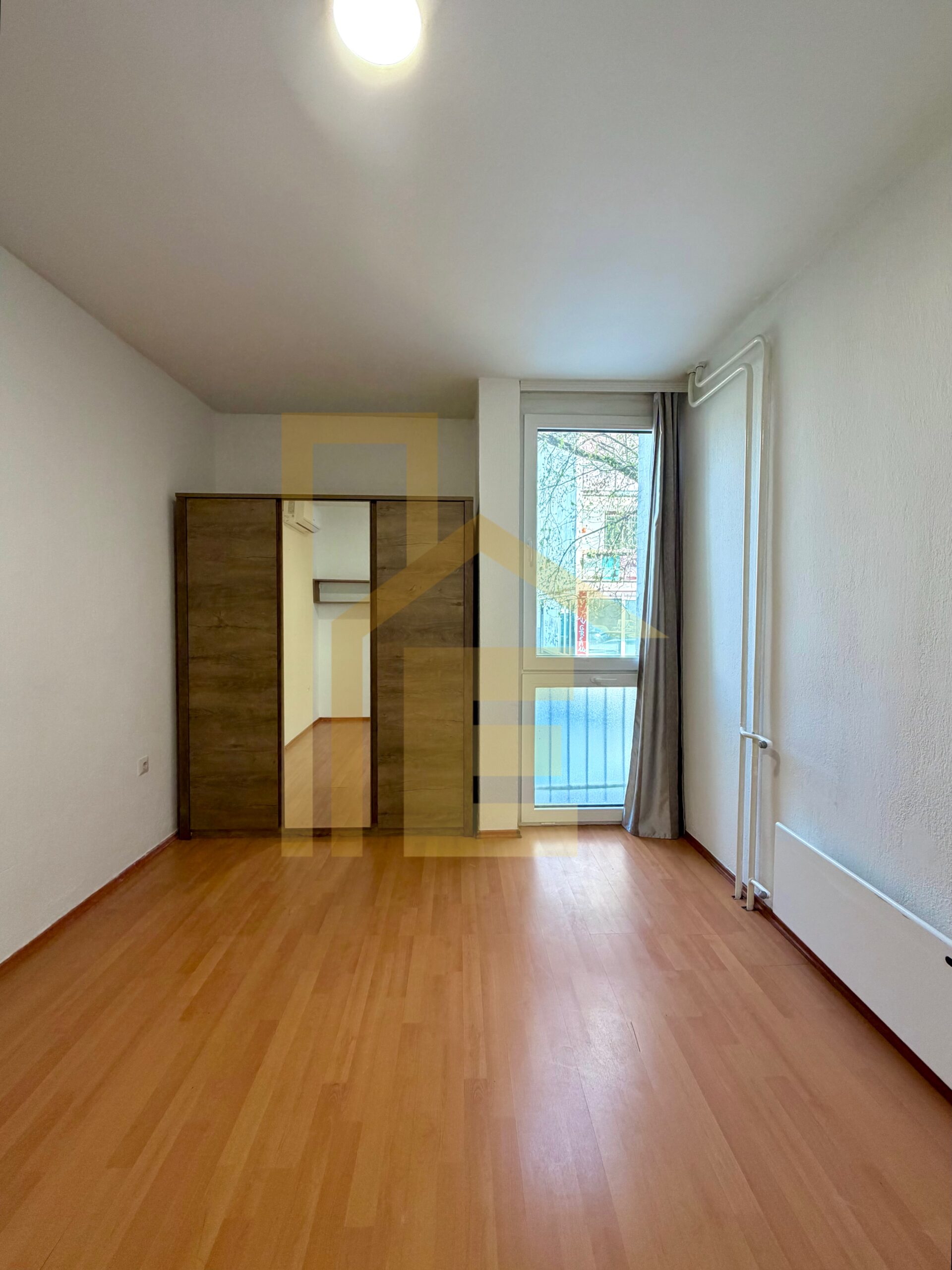 Iznajmljujemo kancelarijski prostor u strogom Centru grada slika 18