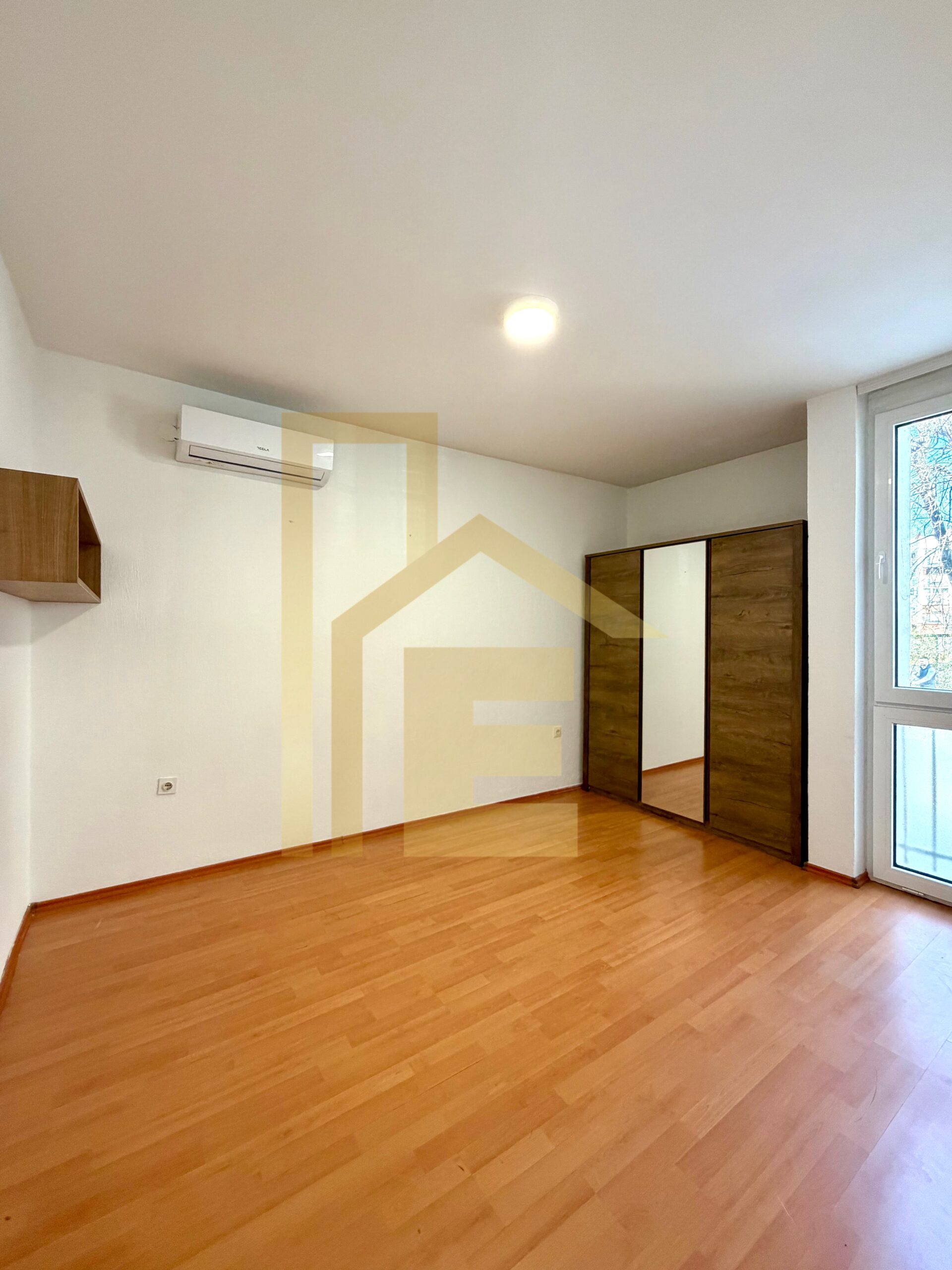 Iznajmljujemo kancelarijski prostor u strogom Centru grada slika 17