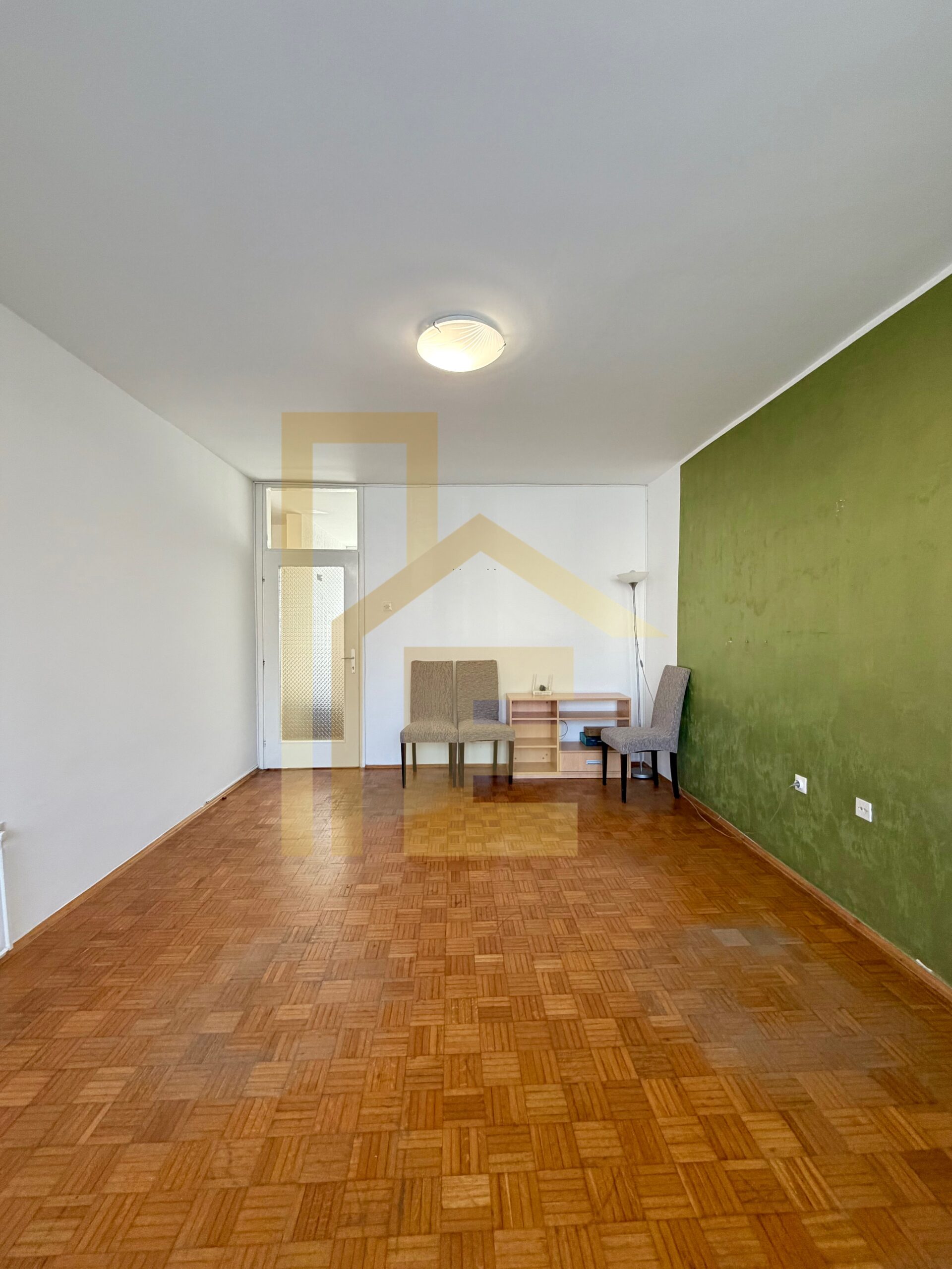 Iznajmljujemo kancelarijski prostor u strogom Centru grada slika 20