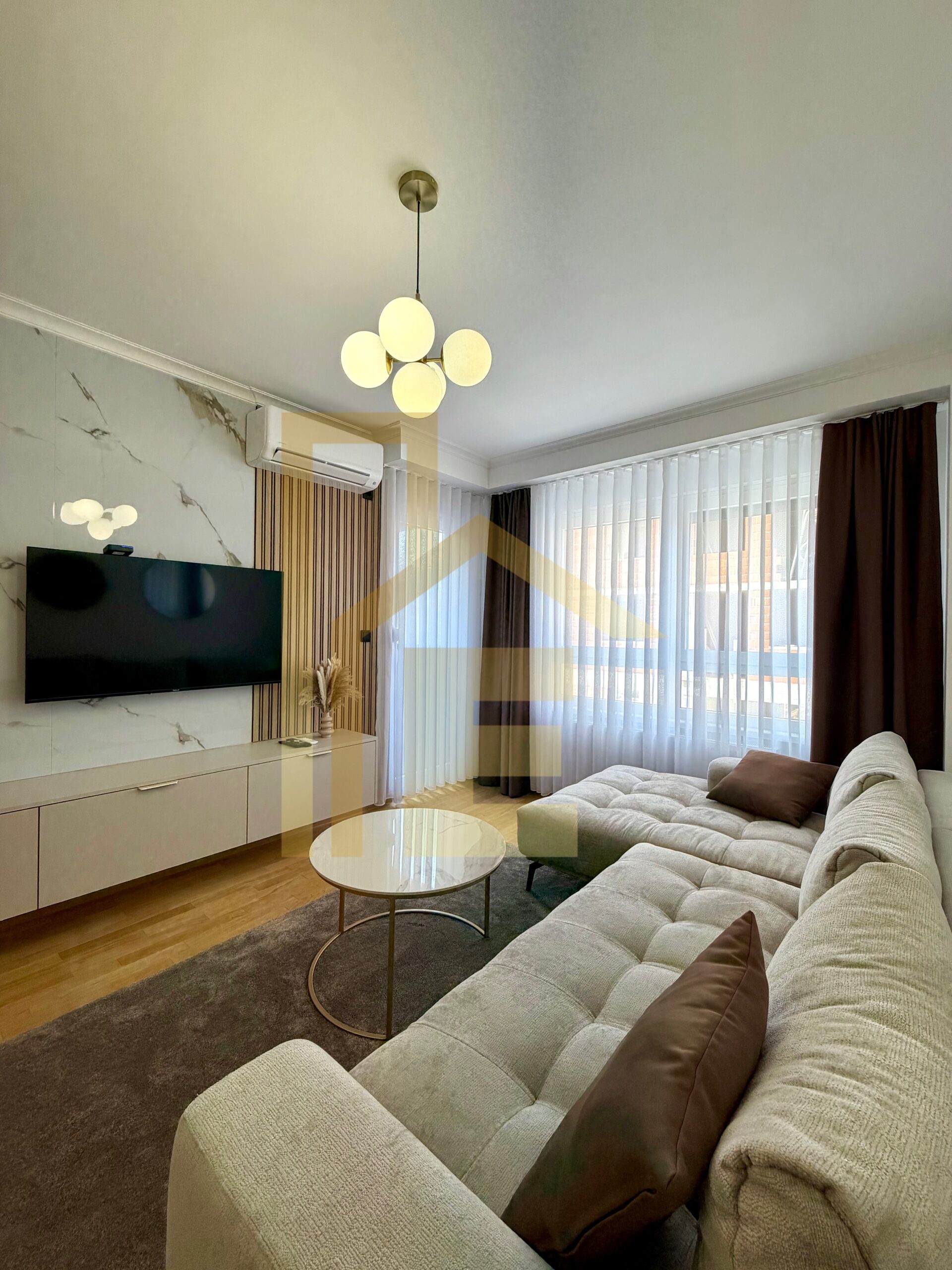 LUX Dvosoban stan, podnožje Starčevice slika 25