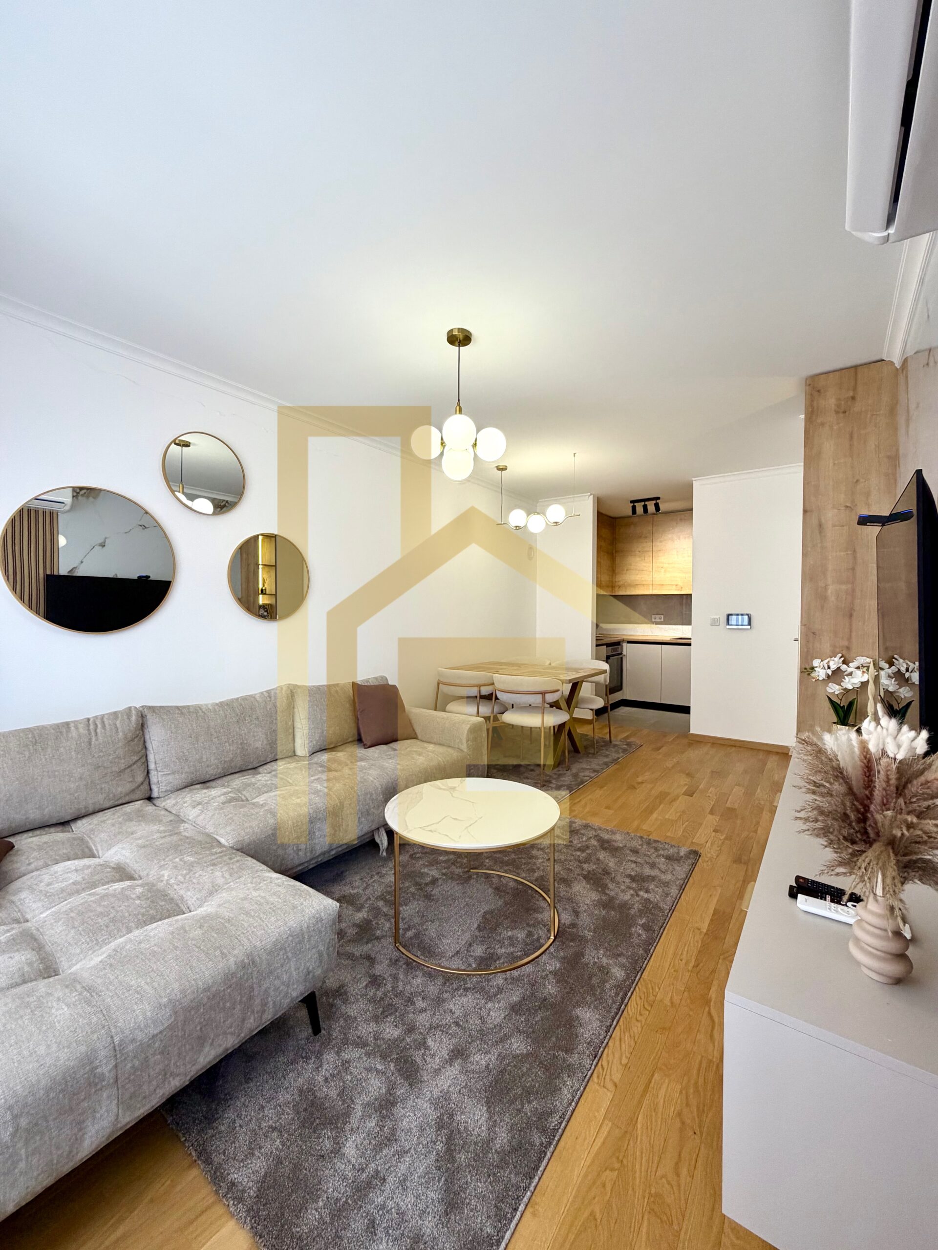 LUX Dvosoban stan, podnožje Starčevice slika 8