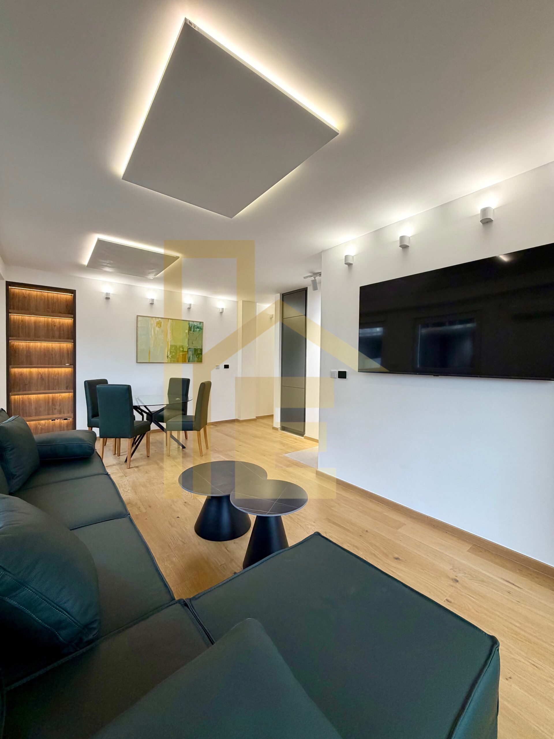 LUX Trosoban stan sa garažom, podnožje Starčevice slika 10