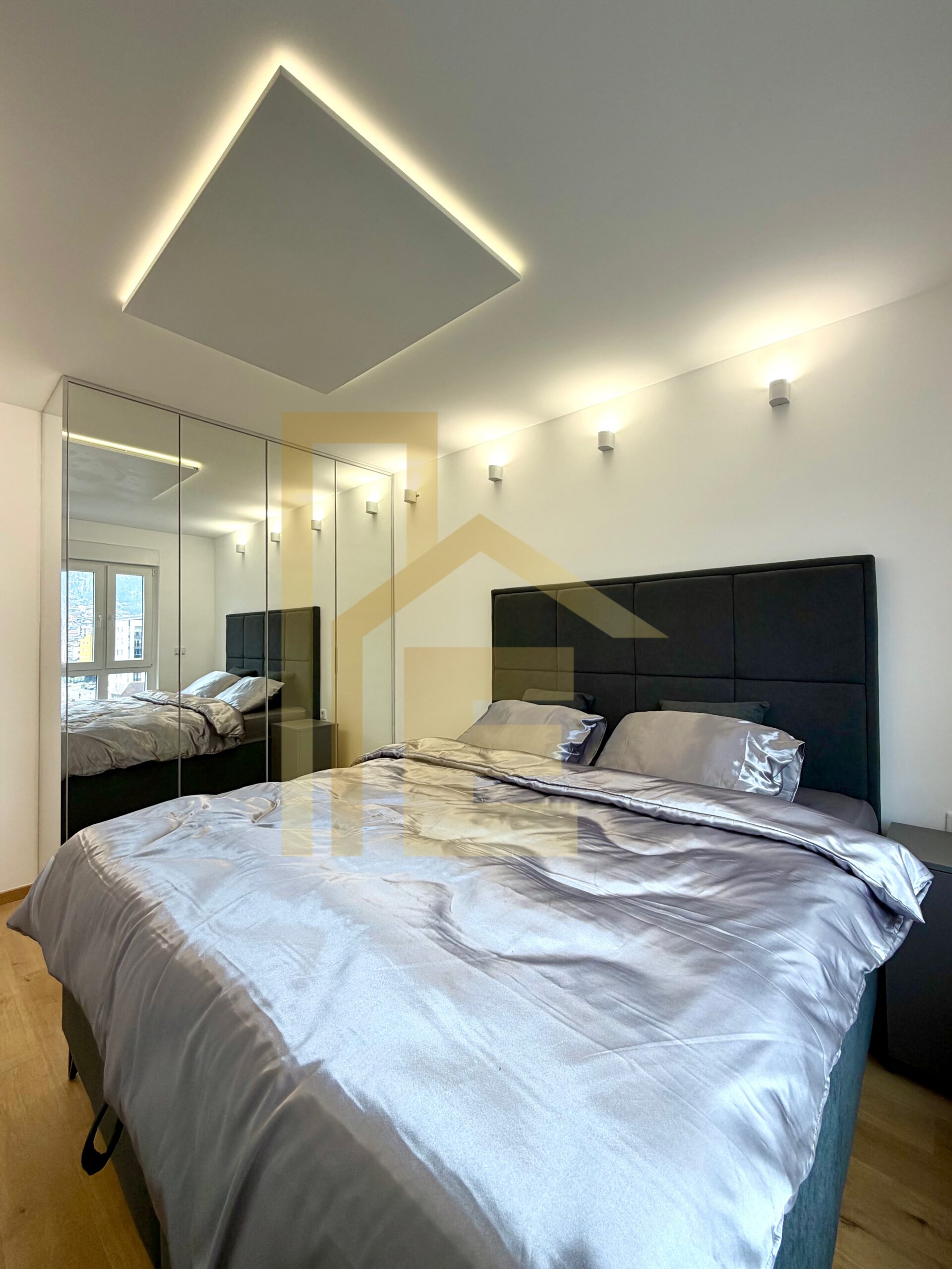 LUX Trosoban stan sa garažom, podnožje Starčevice slika 11