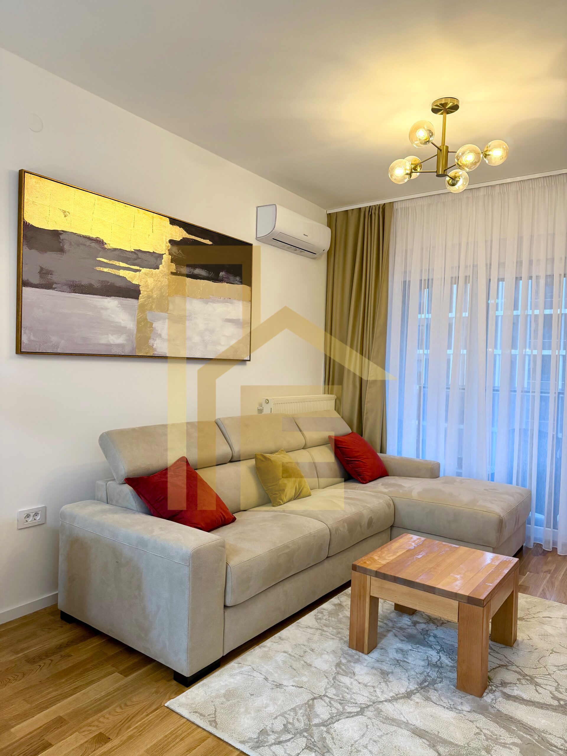 Iznajmljujemo LUX dvosoban stan, SPO Palata slika 6