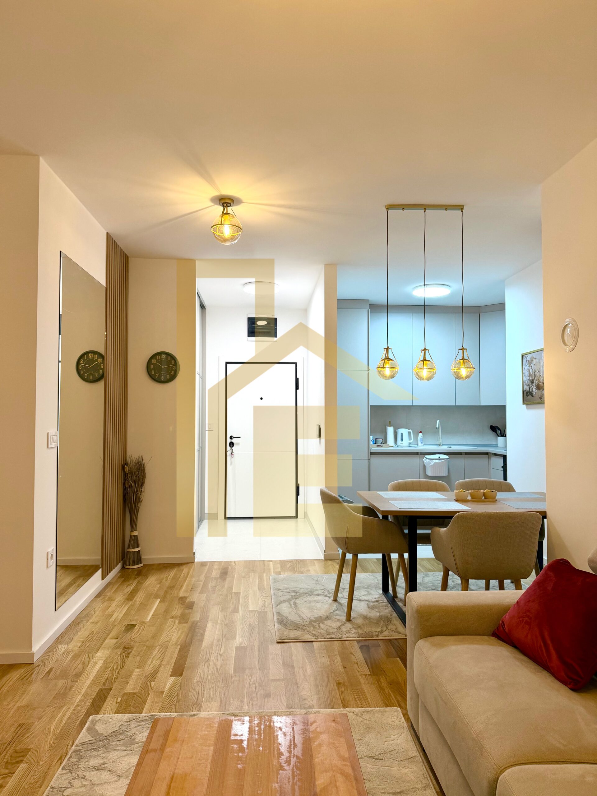 Iznajmljujemo LUX dvosoban stan, SPO Palata slika 7