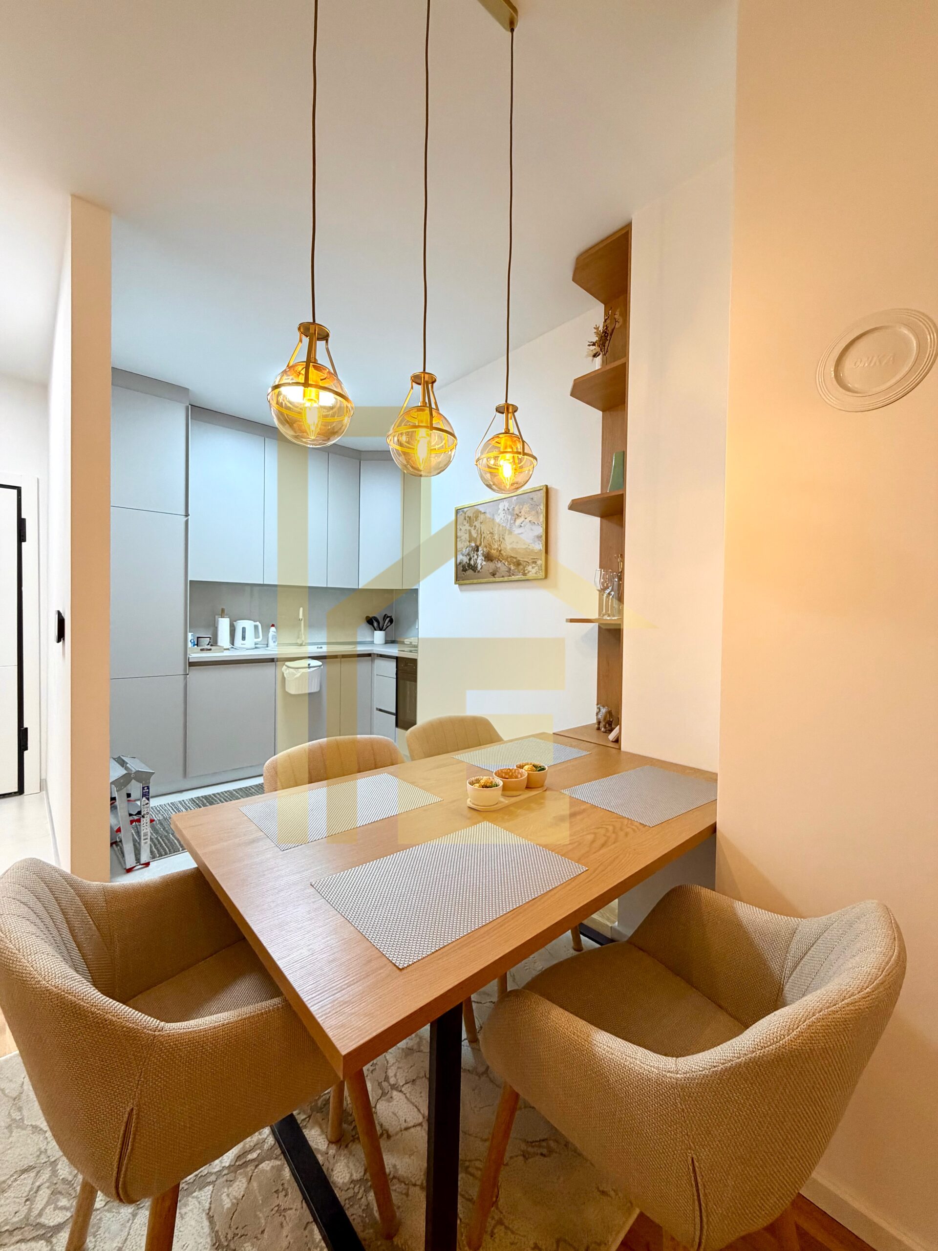 Iznajmljujemo LUX dvosoban stan, SPO Palata slika 13