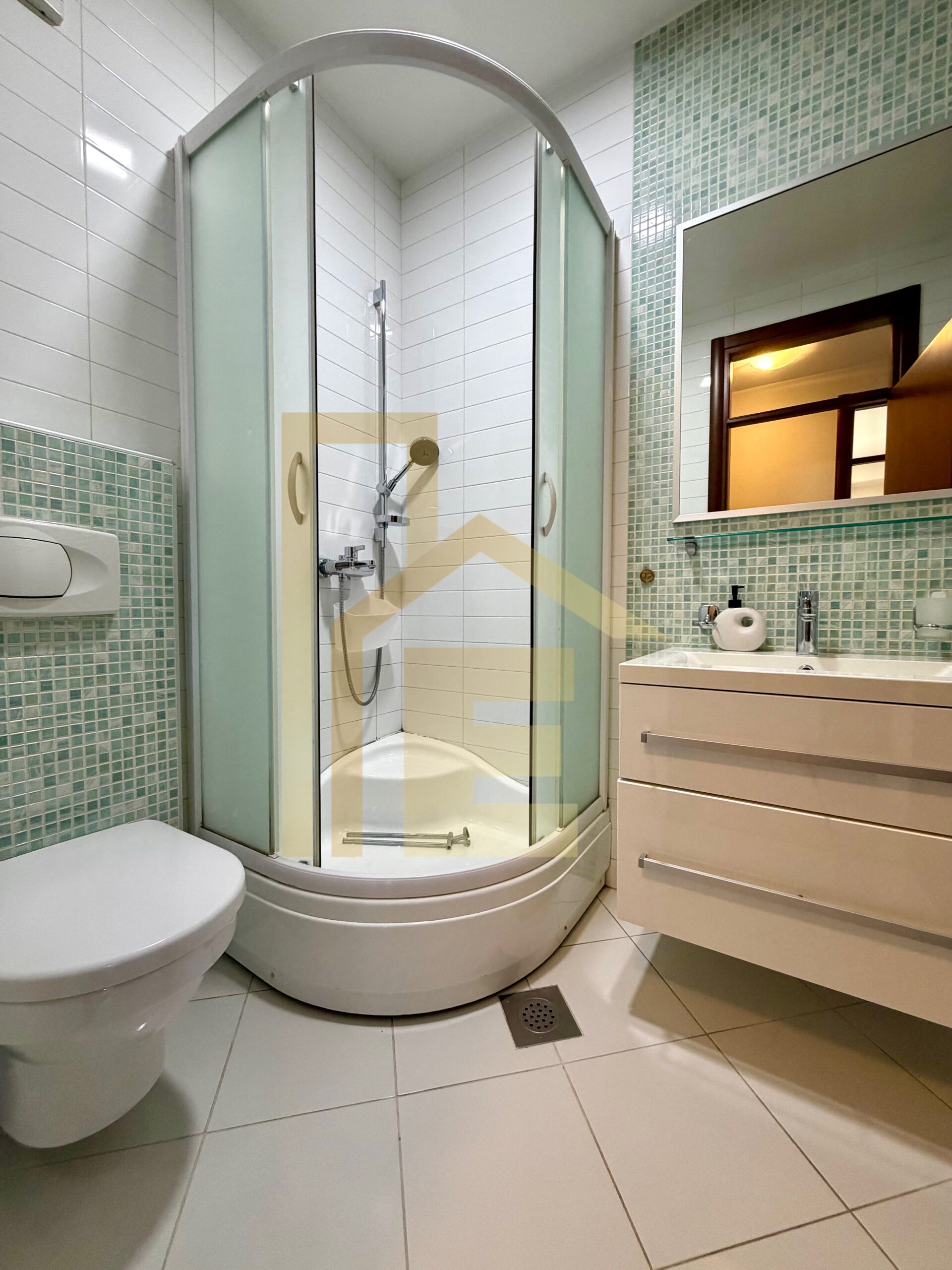 Na prodaju četverosoban stan, Nova Varoš slika 19