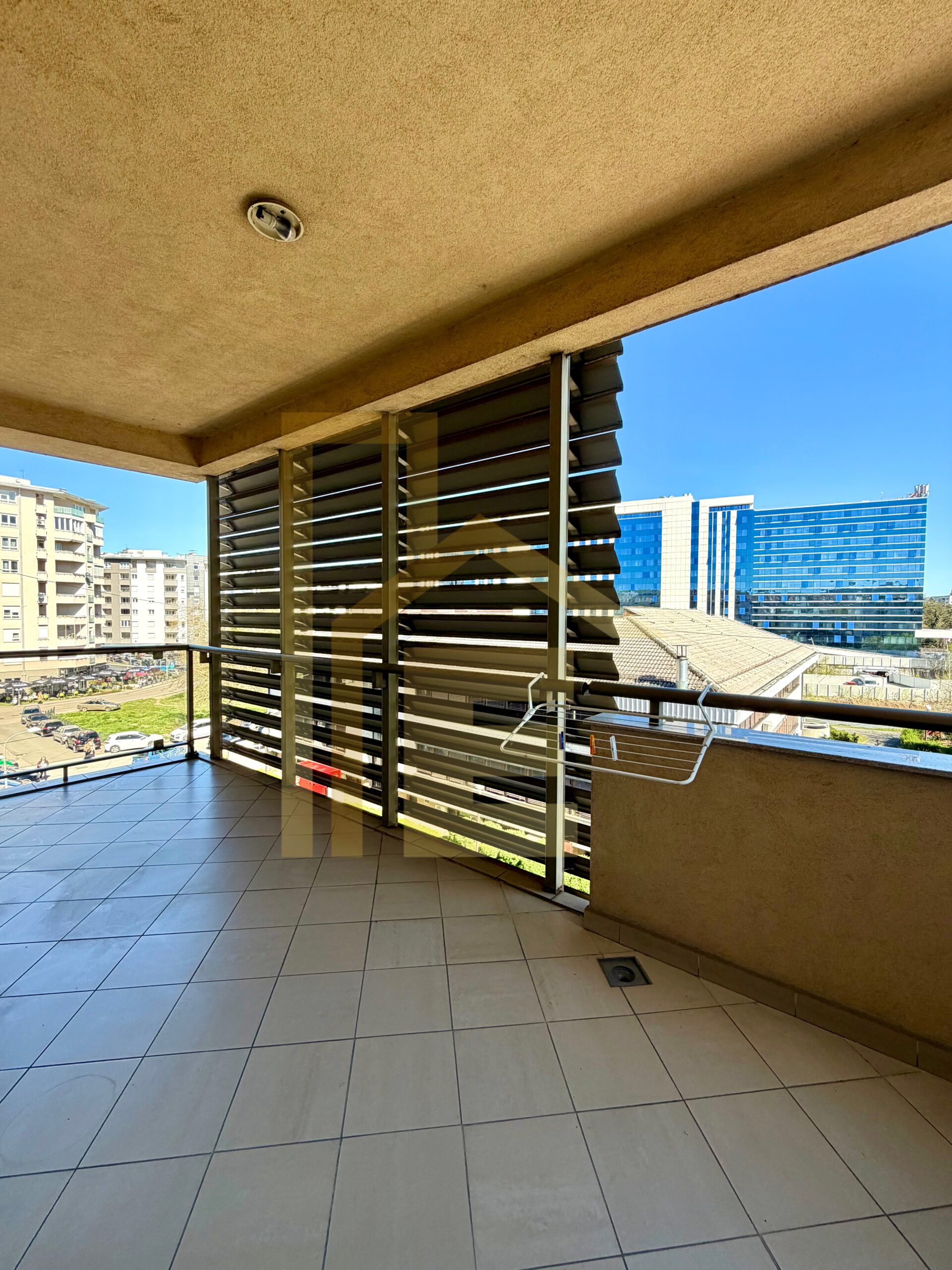 Na prodaju četverosoban stan, Nova Varoš slika 22