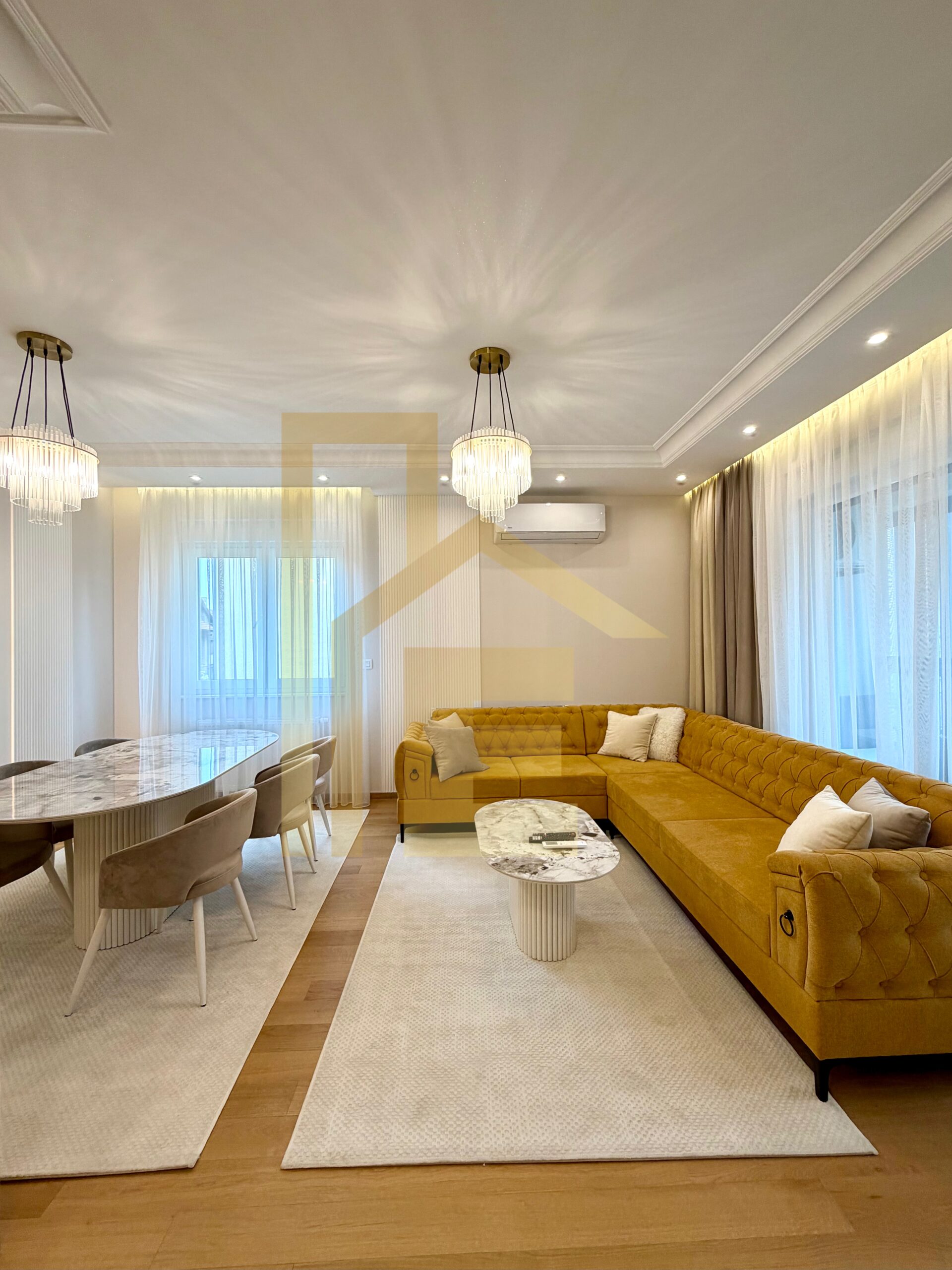 Na prodaju LUX trosoban stan, naselje Nova Varoš slika 2