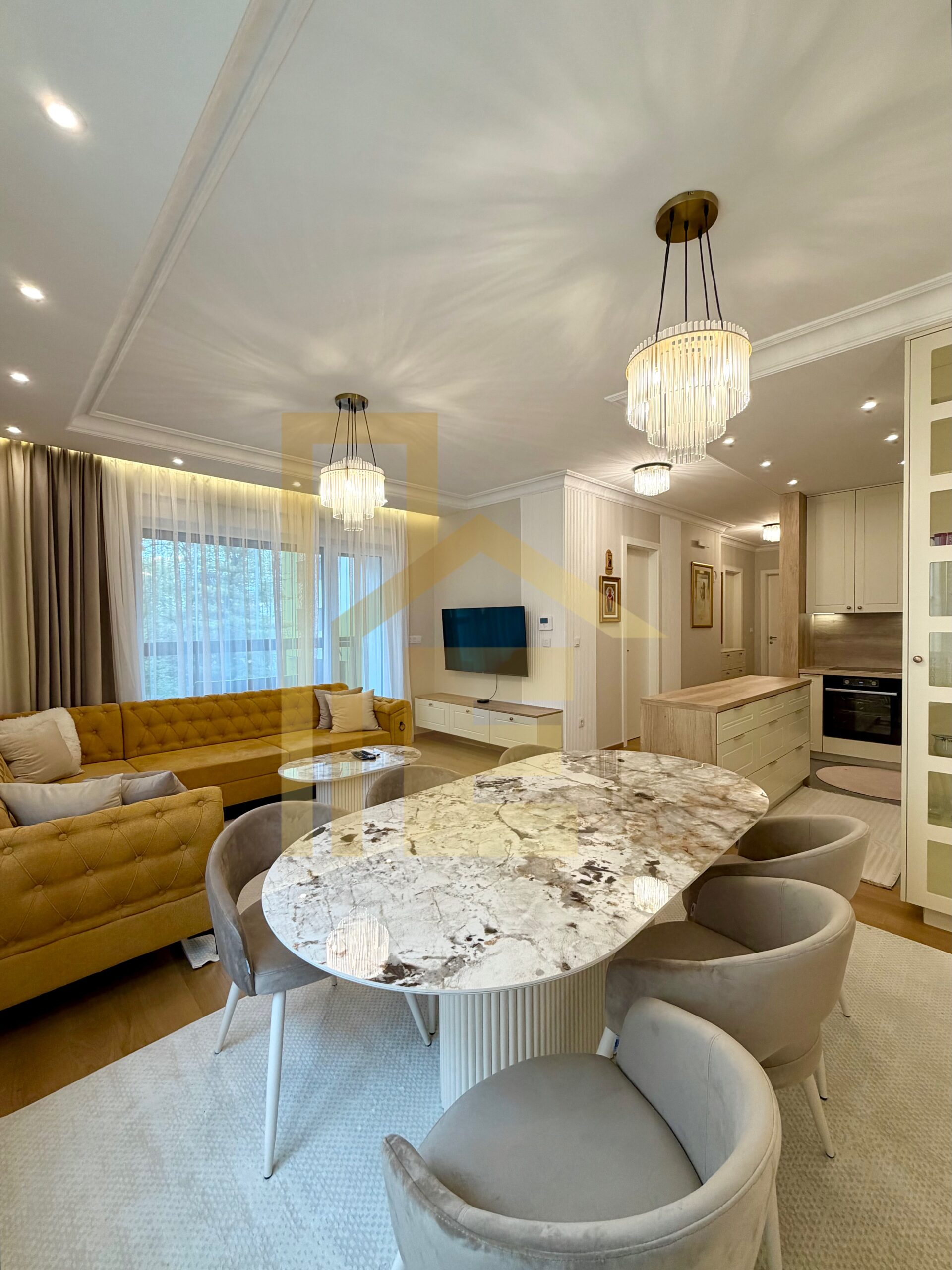 Na prodaju LUX trosoban stan, naselje Nova Varoš slika 10