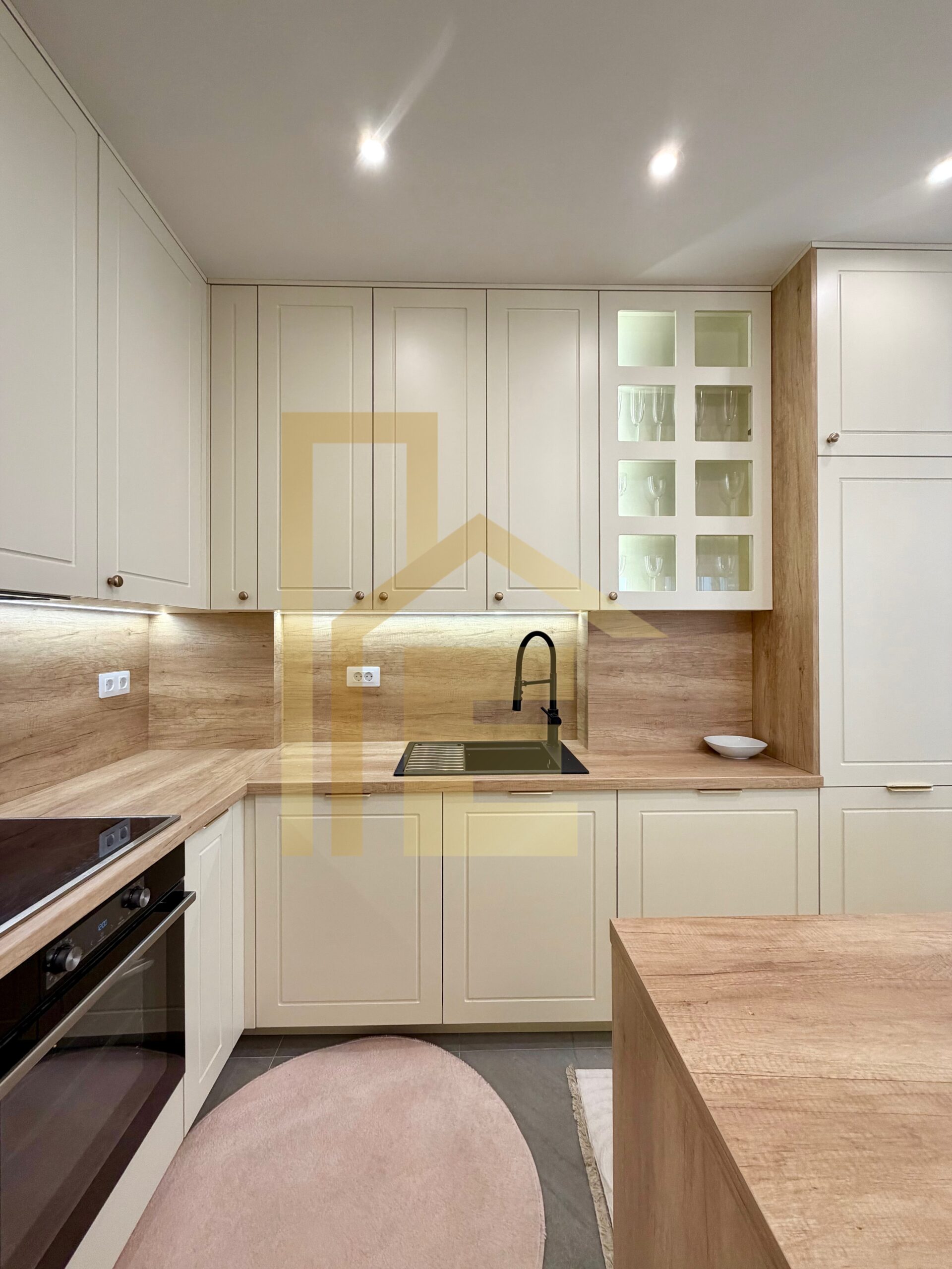 Na prodaju LUX trosoban stan, naselje Nova Varoš slika 13