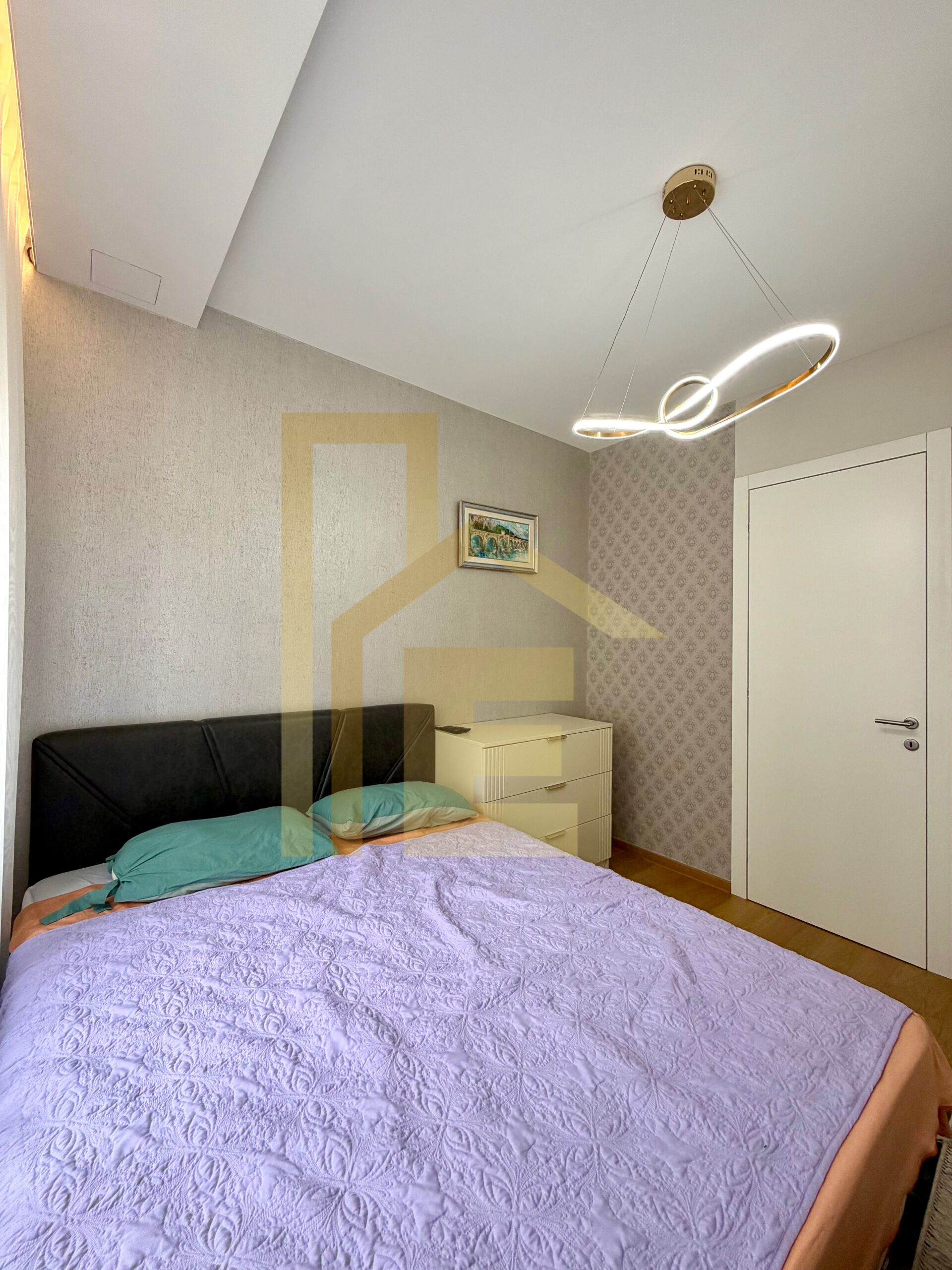 Na prodaju LUX trosoban stan, naselje Nova Varoš slika 15