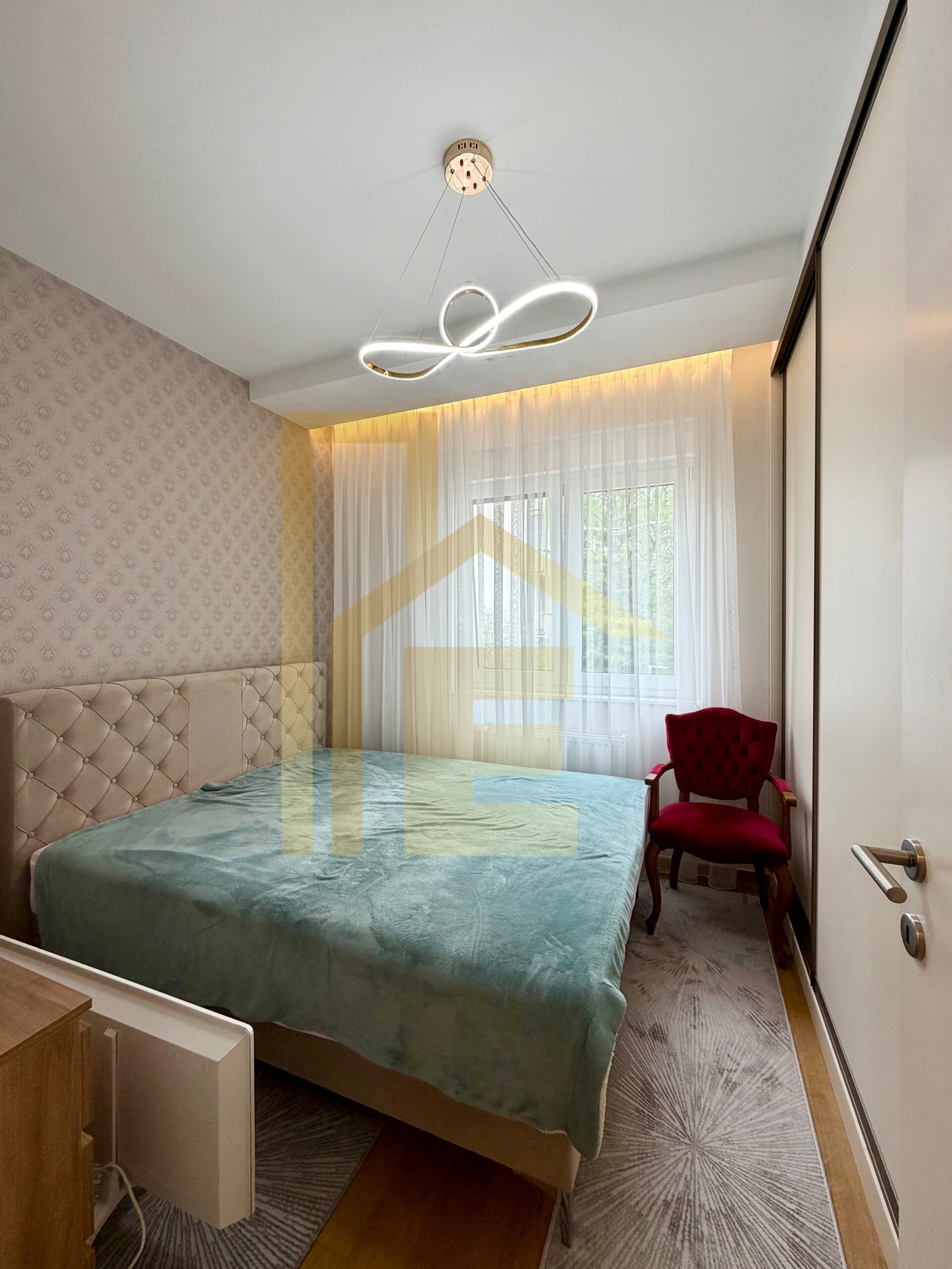 Na prodaju LUX trosoban stan, naselje Nova Varoš slika 19