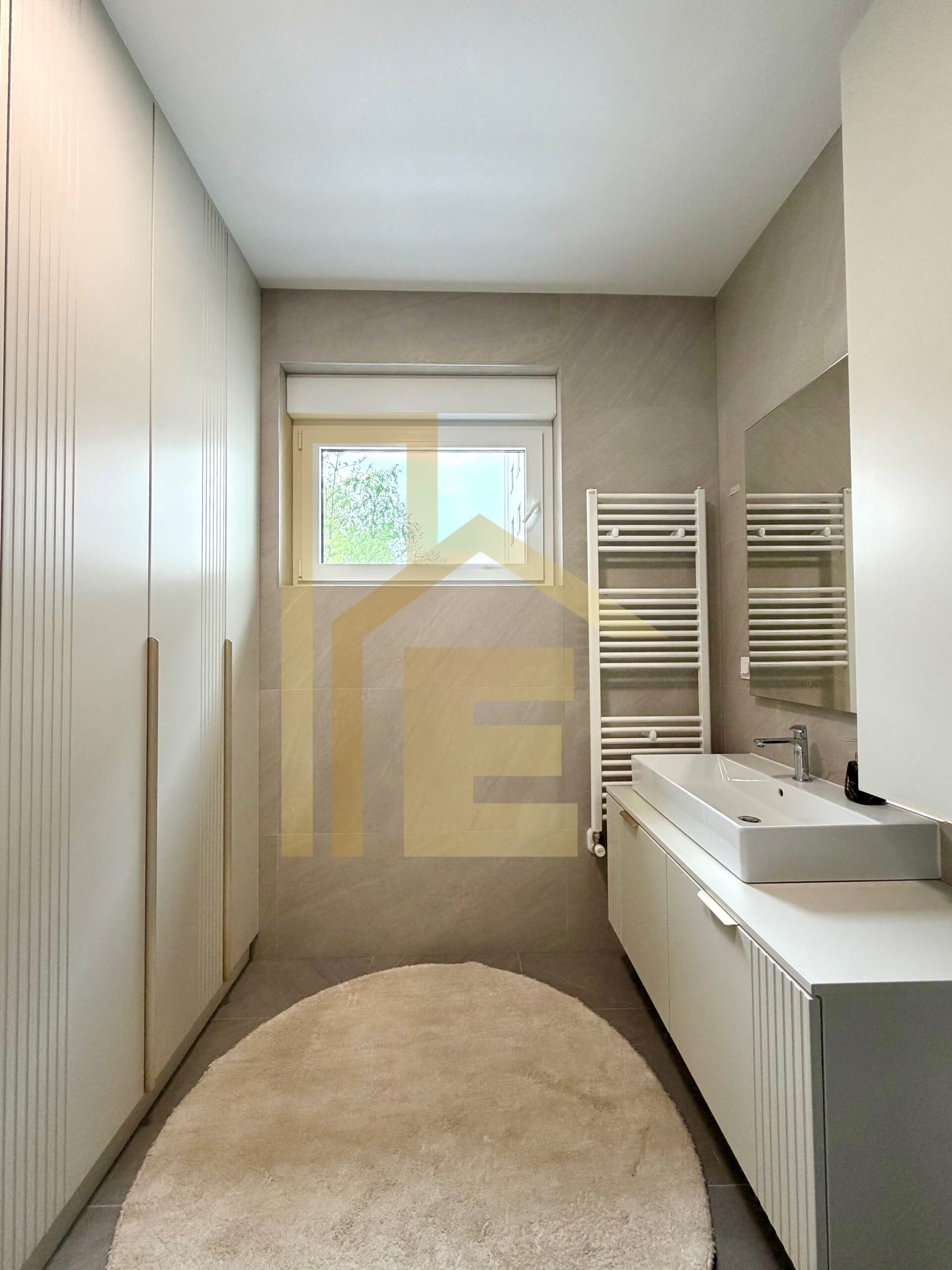 Na prodaju LUX trosoban stan, naselje Nova Varoš slika 20