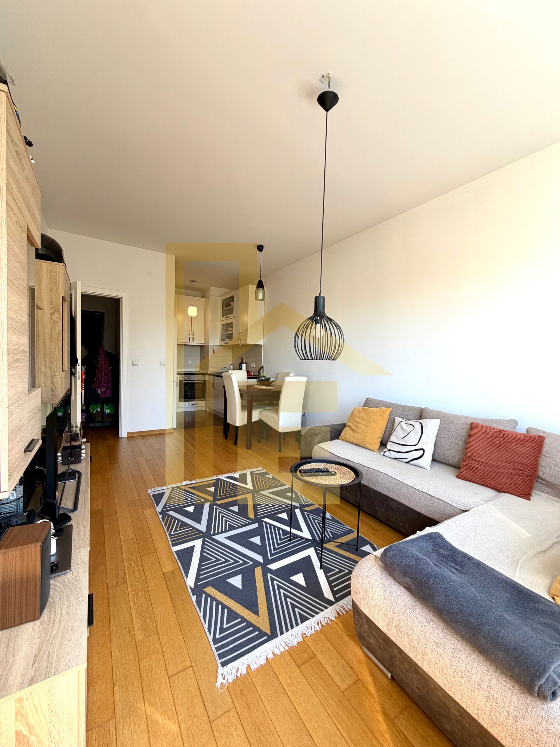 Iznajmljujemo dvosoban stan, naselje Nova Varoš slika 4