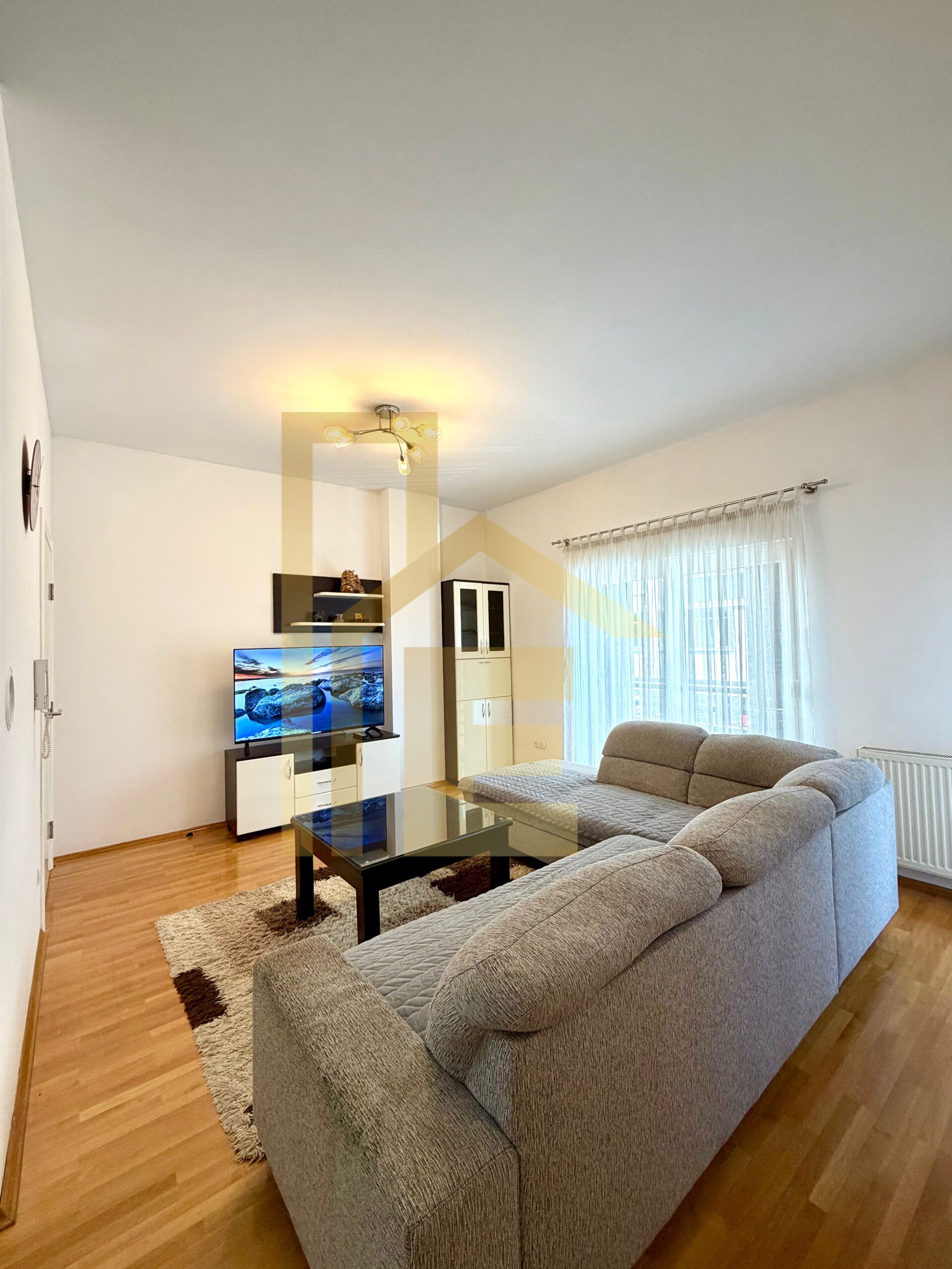 Iznajmljujemo komforan dvosoban stan kod kafića Everest slika 2