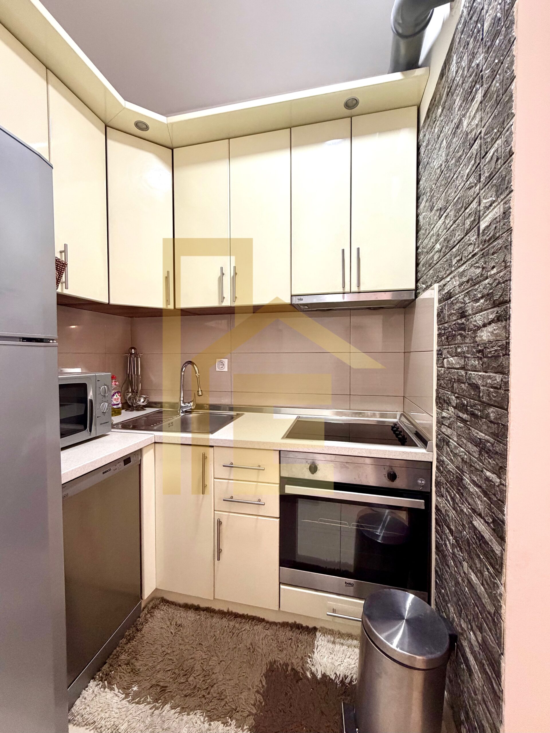 Iznajmljujemo komforan dvosoban stan kod kafića Everest slika 9