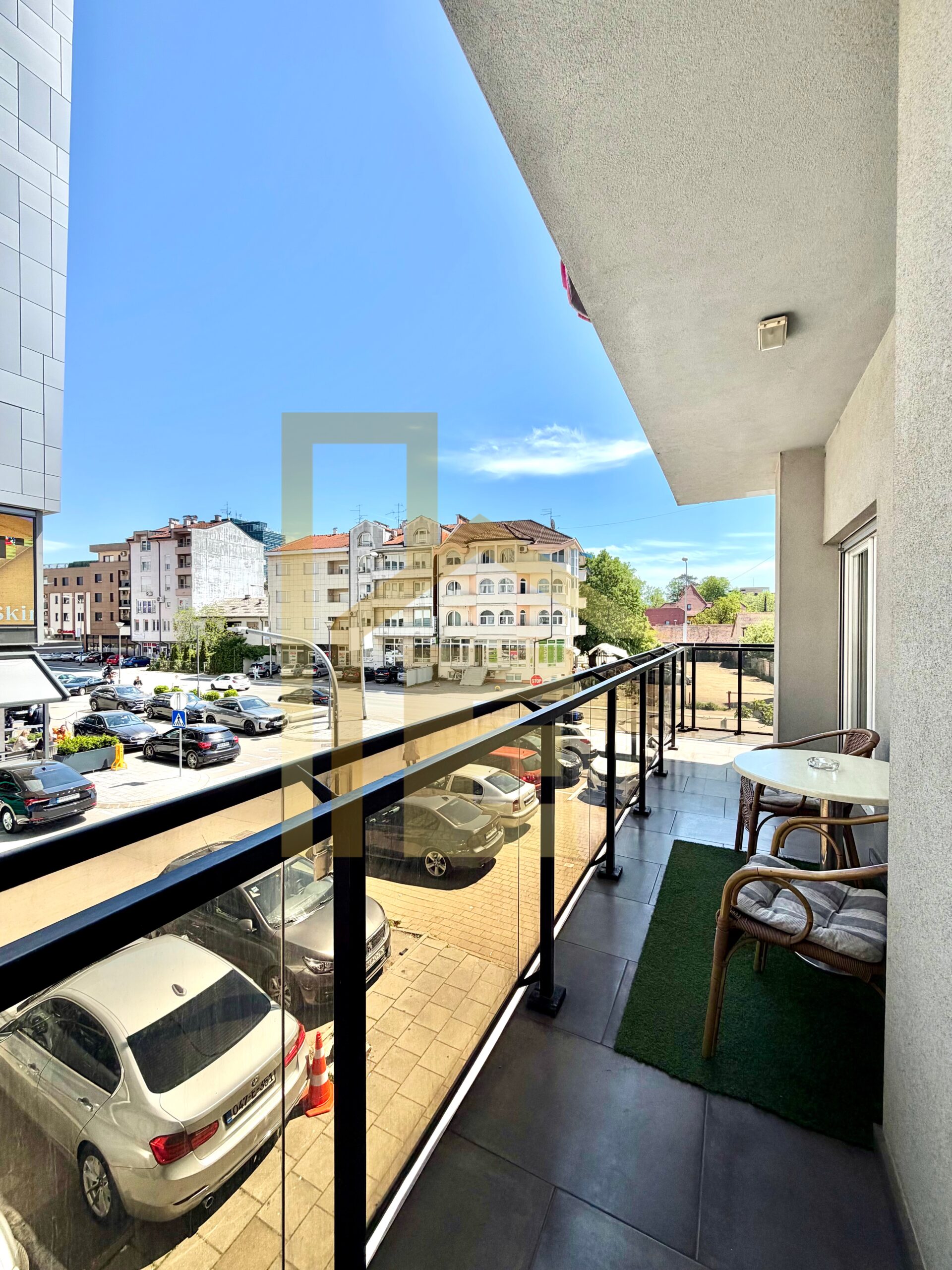 Iznajmljujemo komforan dvosoban stan kod kafića Everest slika 17