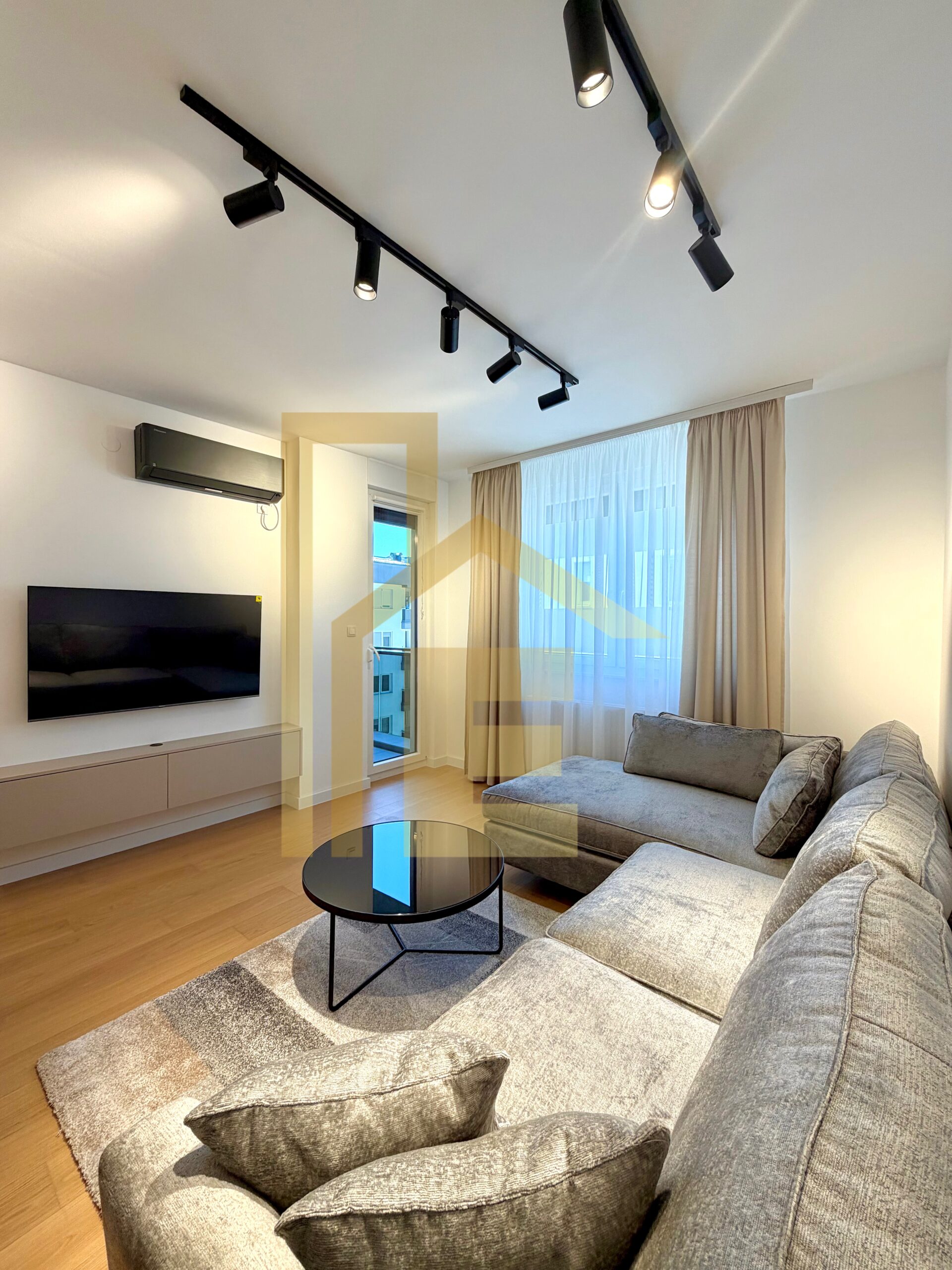 Iznajmljujemo NOV dvosoban stan, naselje Ada slika 4