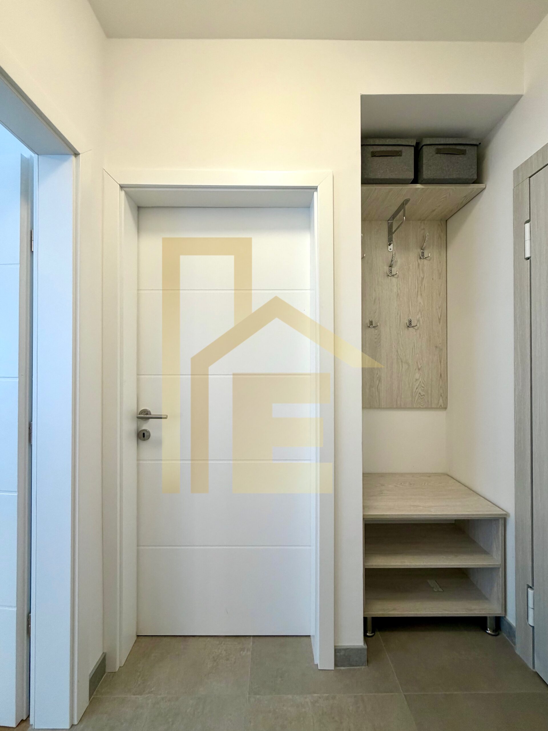 Potpuno nov dvosoban stan, podnožje Starčevice slika 16