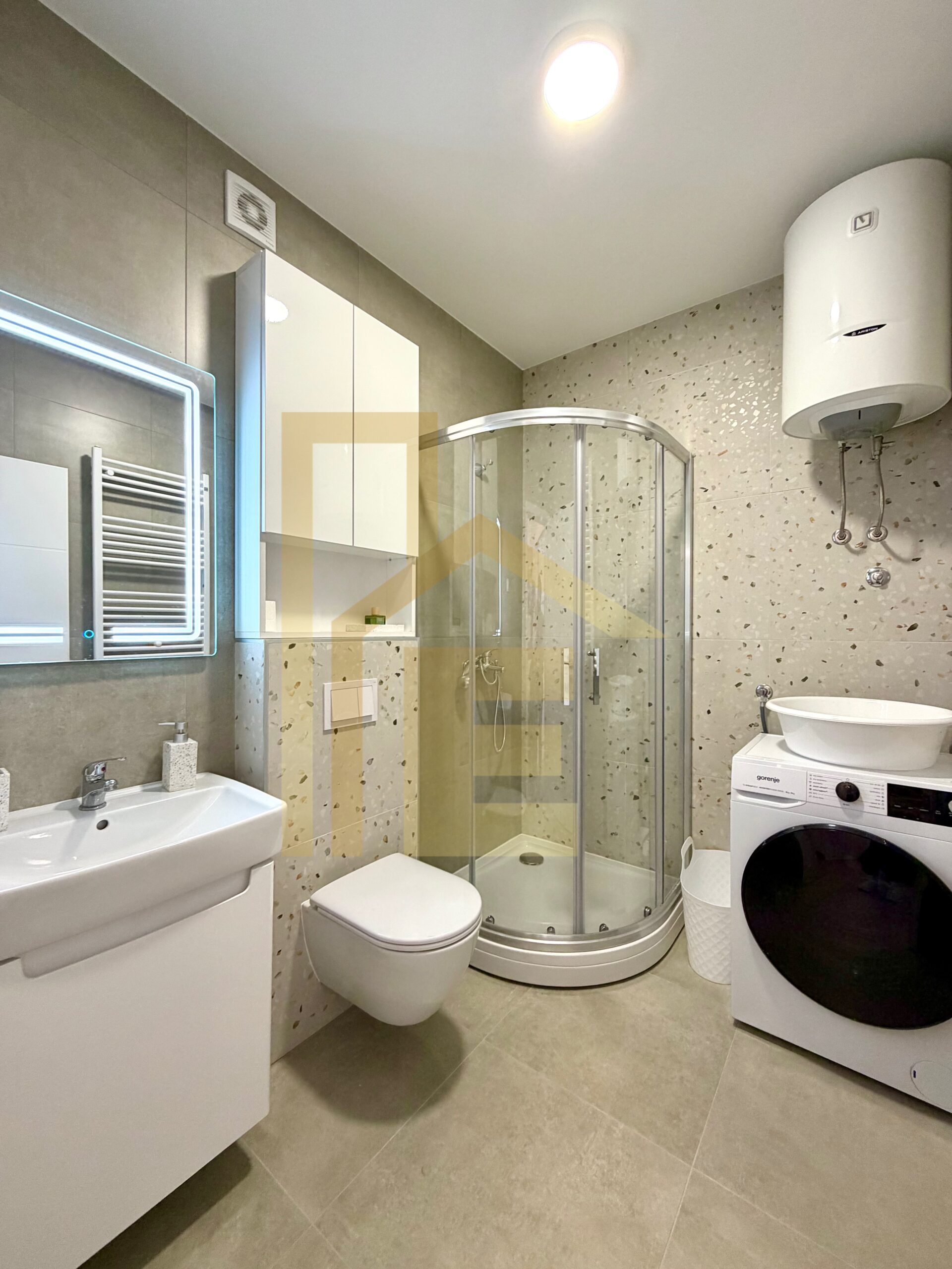 Potpuno nov dvosoban stan, podnožje Starčevice slika 17