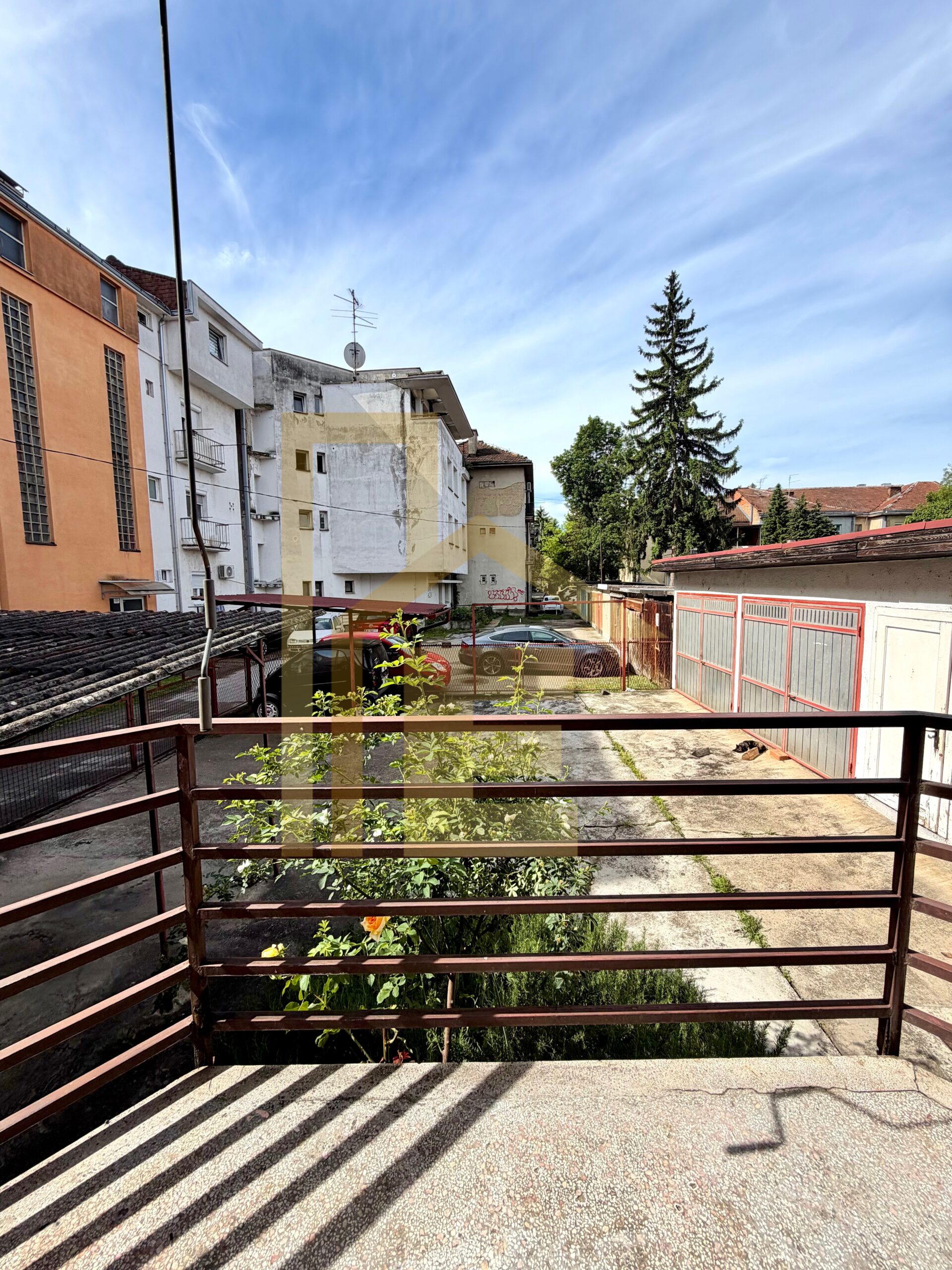 Iznajmljujemo poslovni prostor na atraktivnoj lokaciji, Centar slika 17