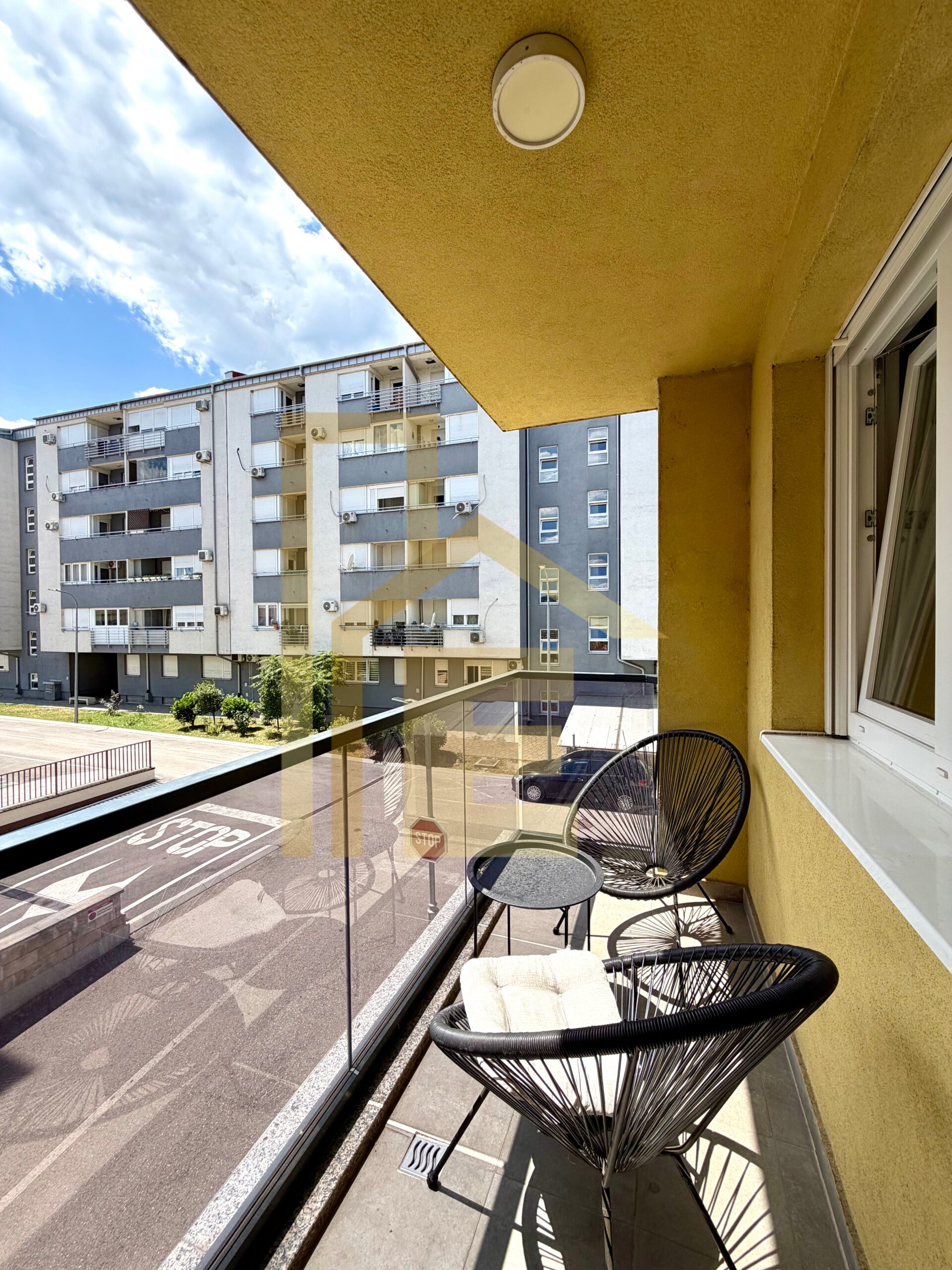 Komforan trosoban stan sa garažom kod TC Tropic slika 22