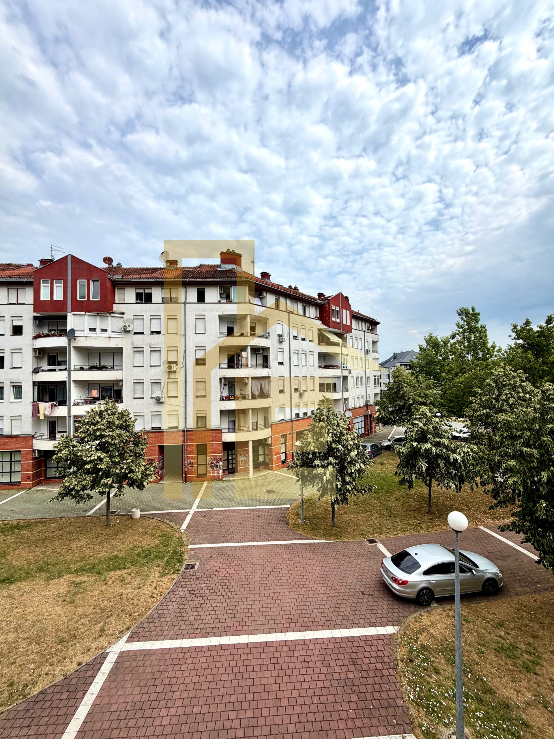 Iznajmljujemo dvosoban stan, podnožje Starčevice slika 20