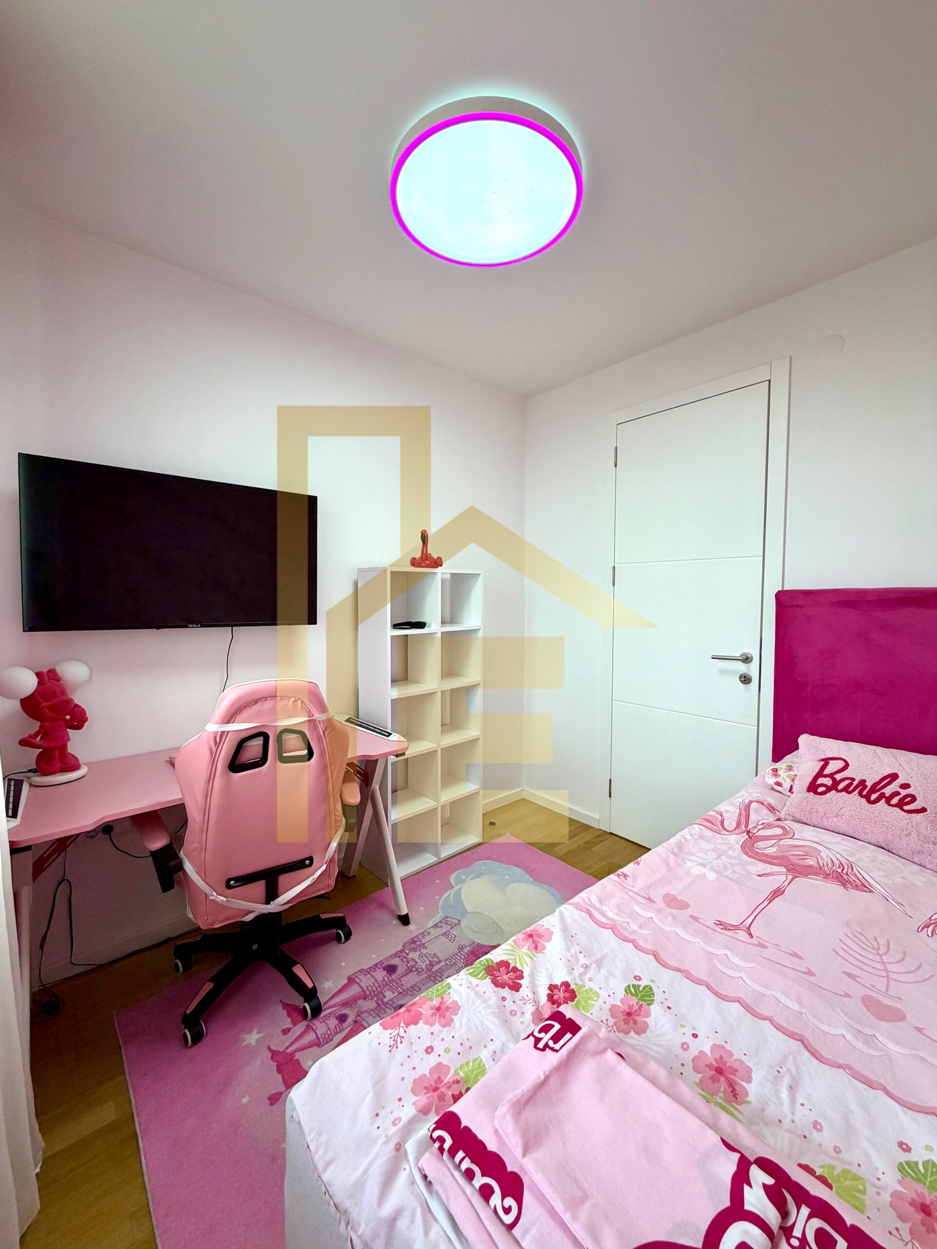 Na prodaju LUX četverosoban stan sa garažom, naselje Lauš slika 22
