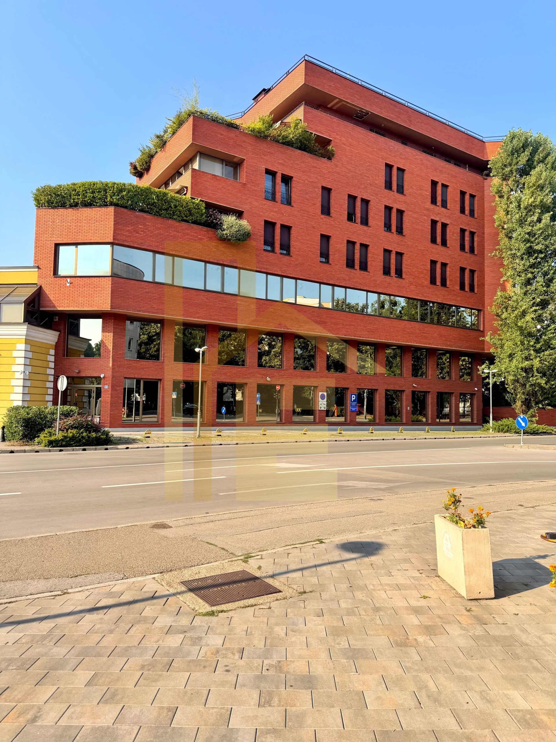 Iznajmljujemo LUX dvosoban stan sa garažom, Nova Varoš slika 23