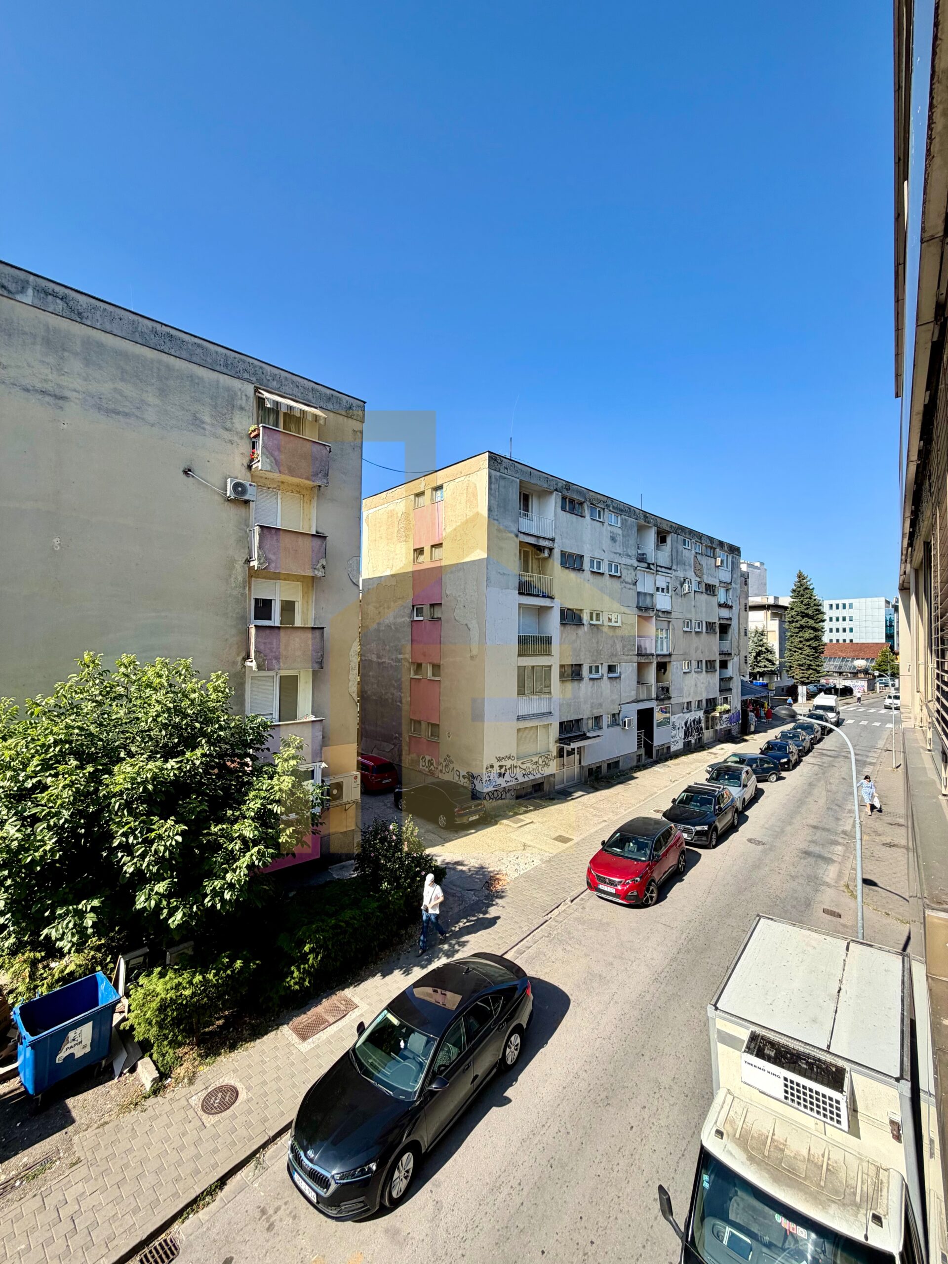 Iznajmljujemo poslovni prostor u Centru grada slika 10