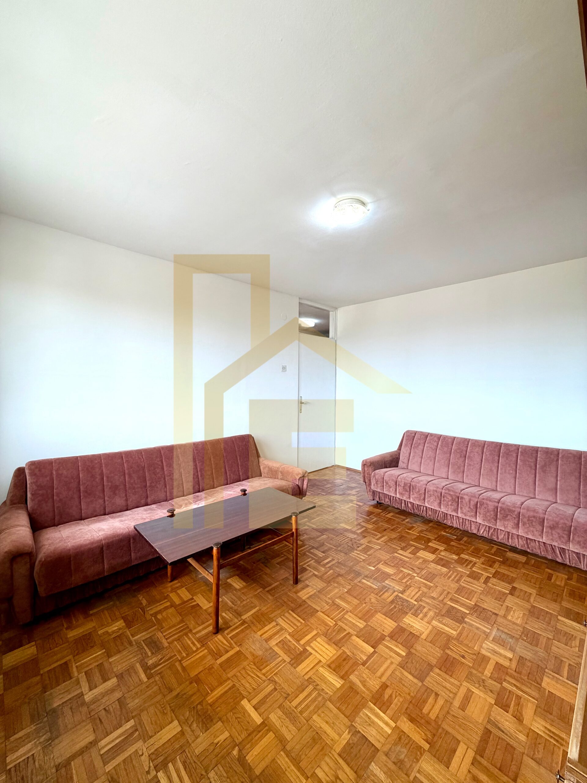 Na prodaju useljiv jednosoban stan 40 m2, naselje Sunca slika 4