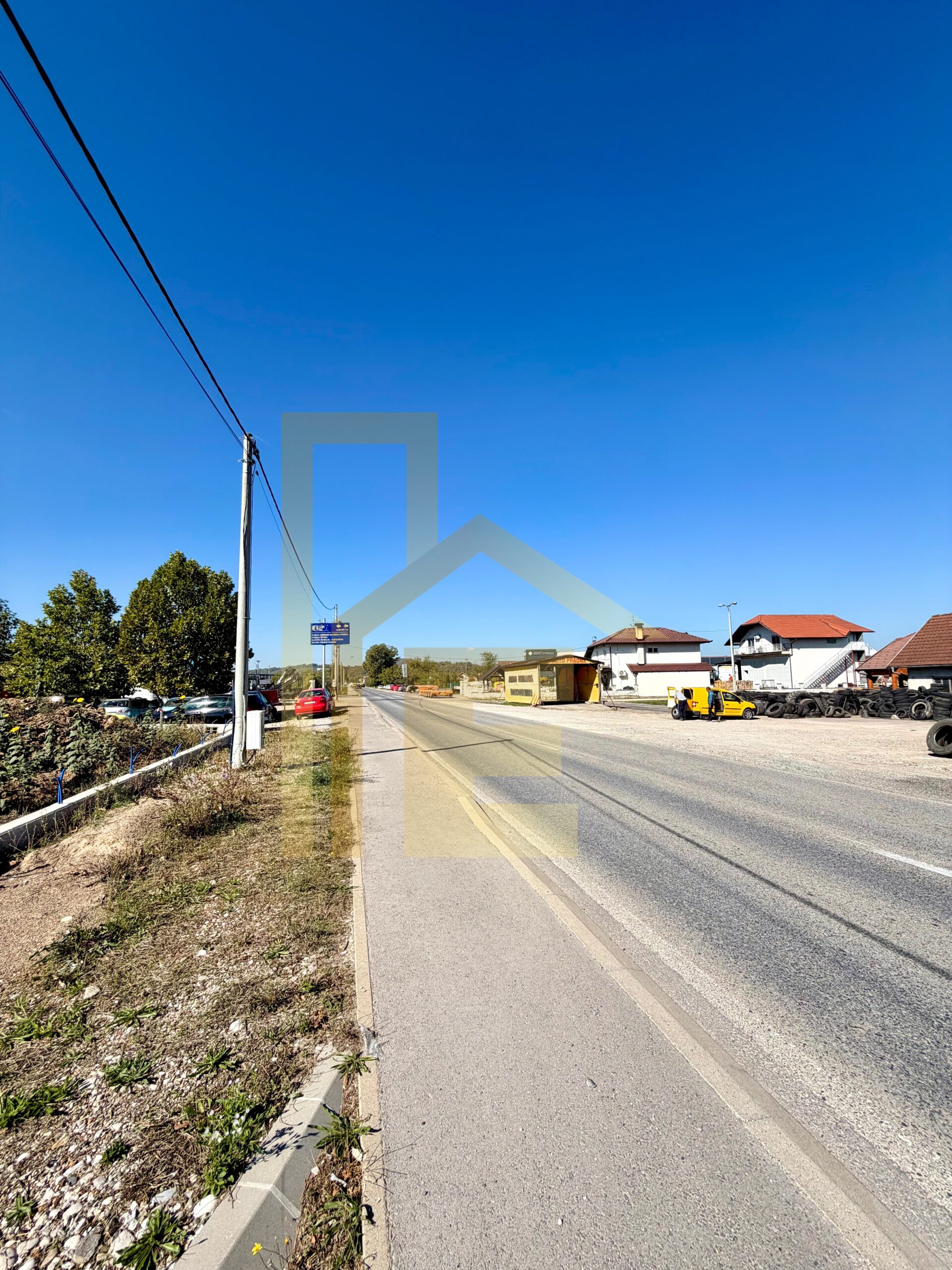 Iznajmljujemo poslovni prostor u Laktašima slika 7