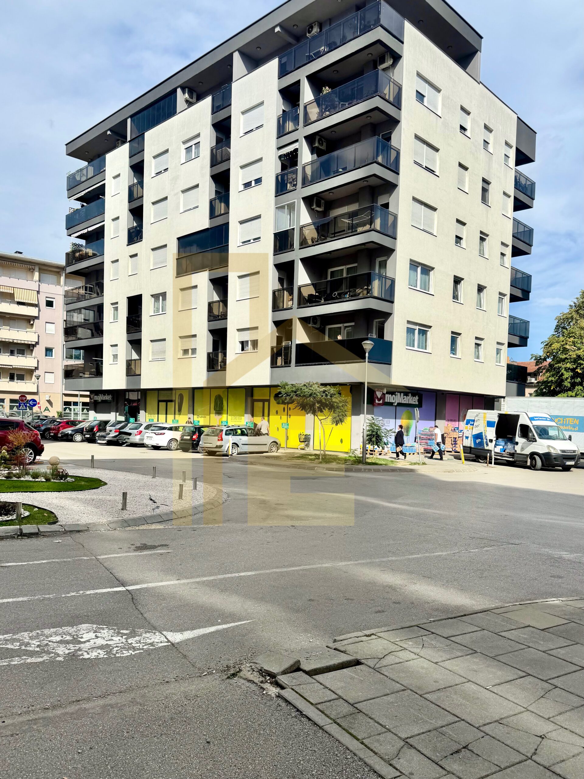 Iznajmljujemo garažno mjesto u Novoj Varoši slika 3