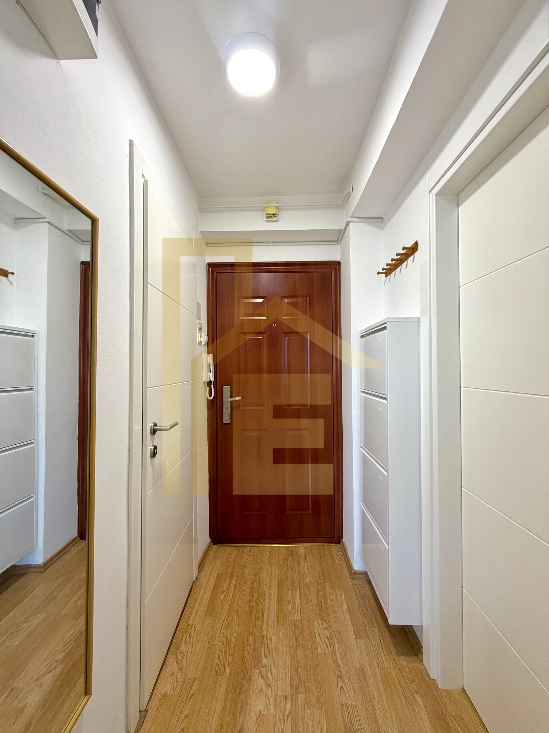Na prodaju dvosoban stan 35 m2, naselje Obilićevo slika 12