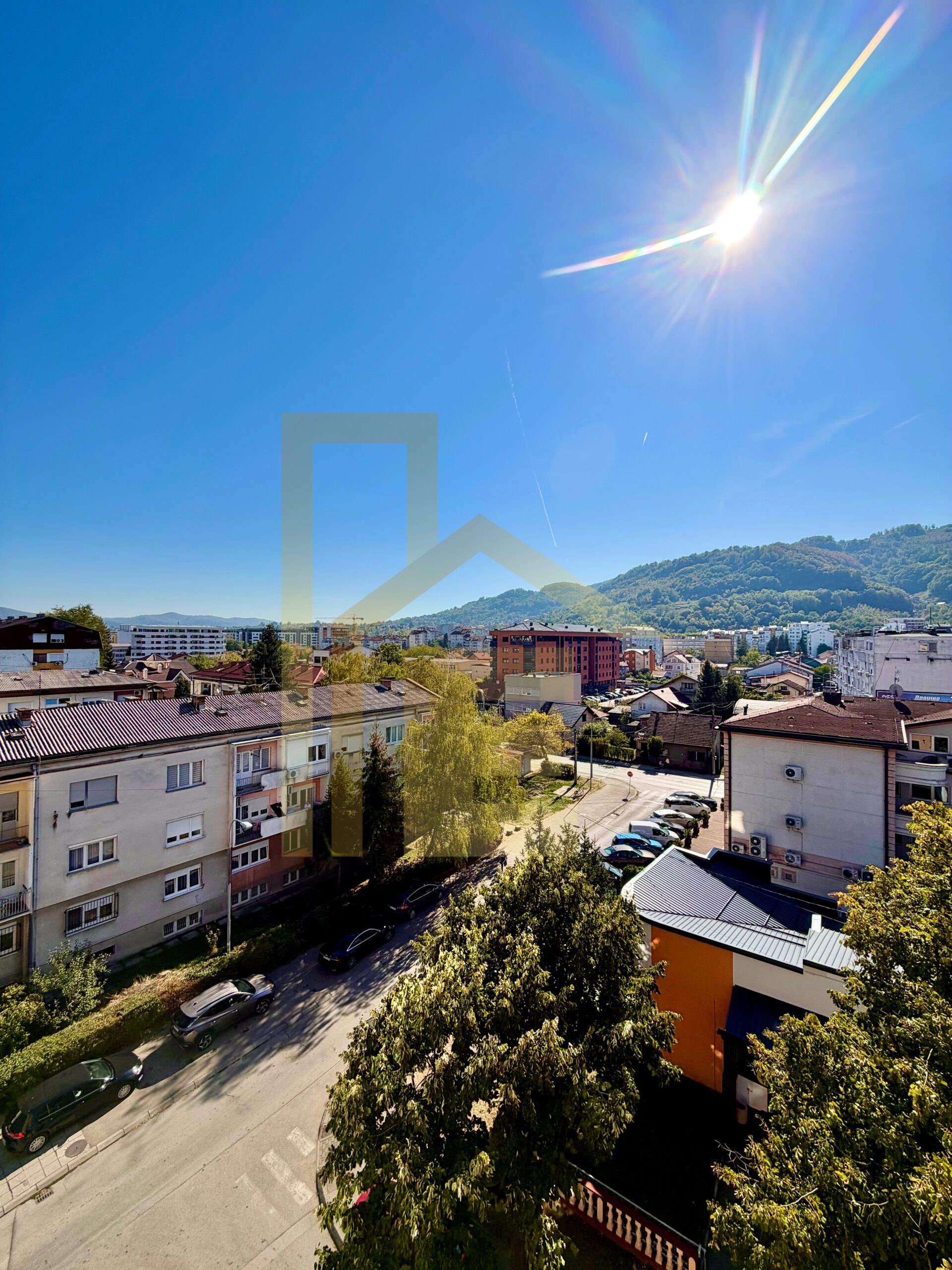 Iznajmljujemo komforan dvosoban stan, naselje Obilićevo slika 17